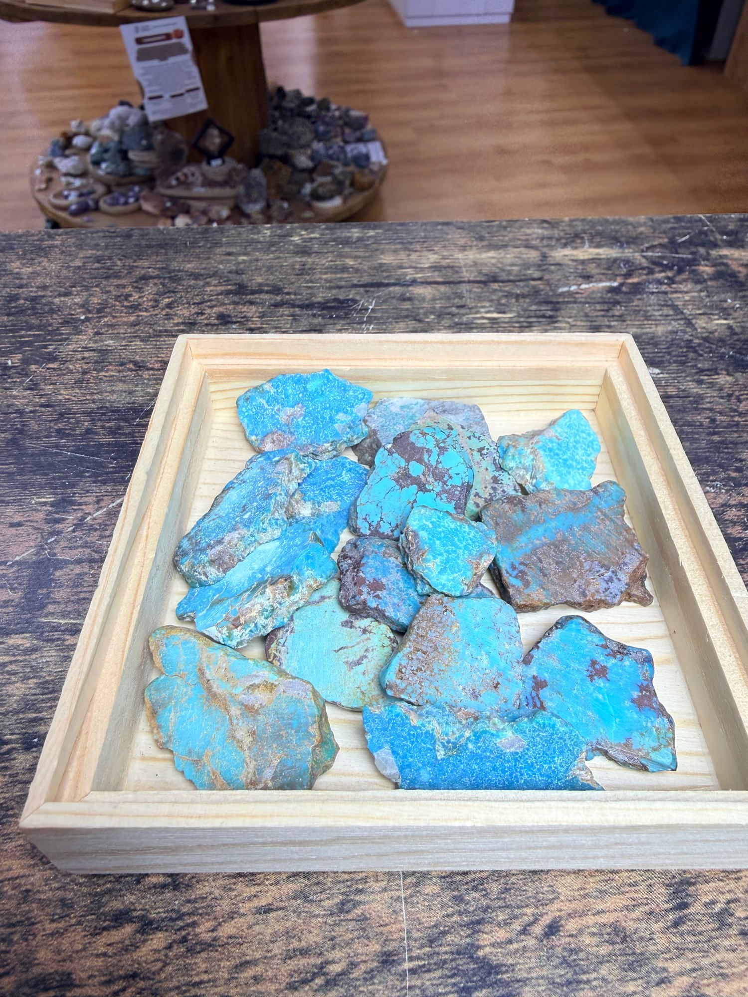 Turquoise brut - Arizona - 3x3cm environ — stock Valence