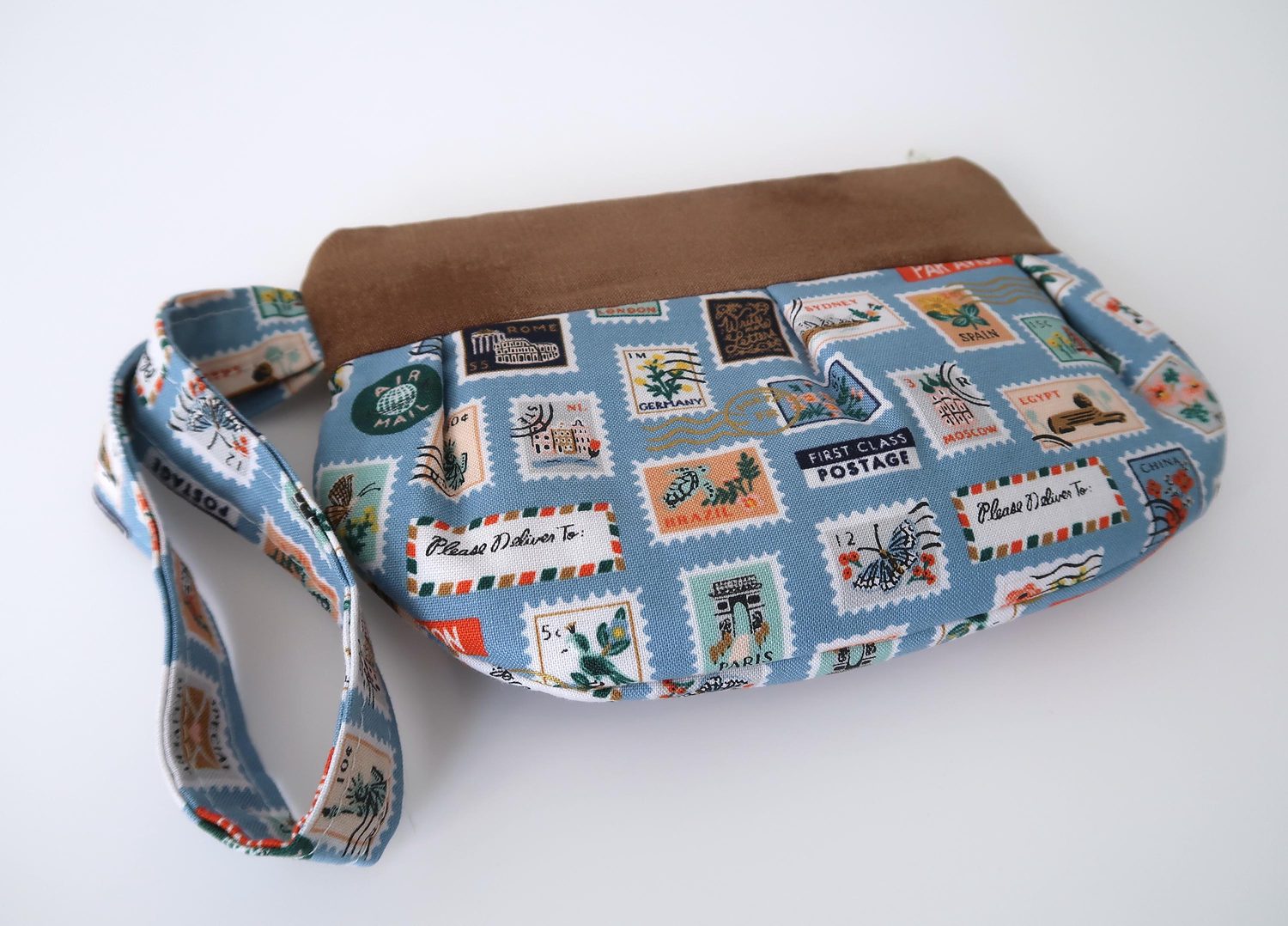 Pleated Wristlet – Postage Stamps Light Blue, photo 4 of 7