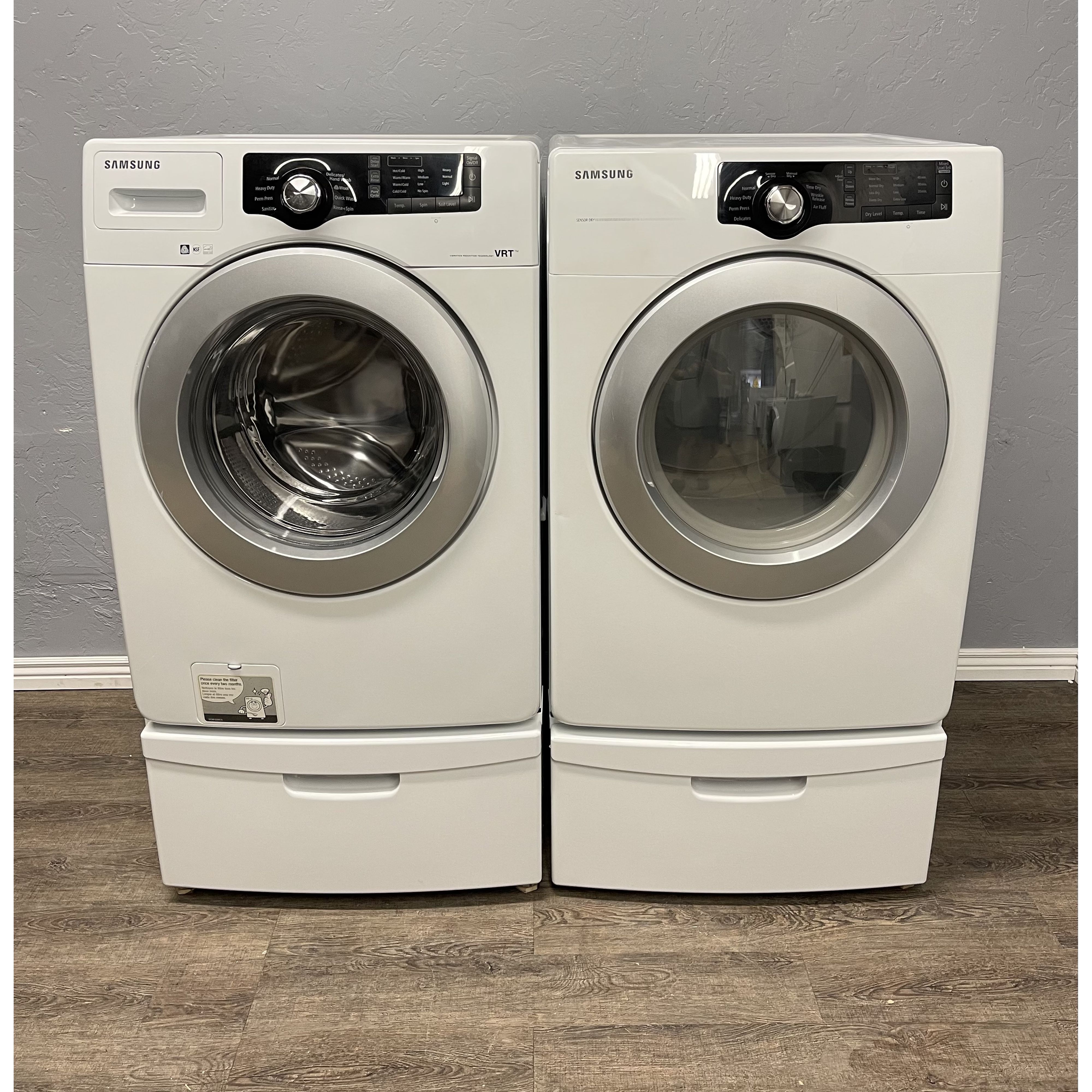 Samsung 4 Cu. Ft. Washer WF220ANW/XAA01 & 7.3 Cu. Ft. Electric Dryer DV220AEW/XAA01