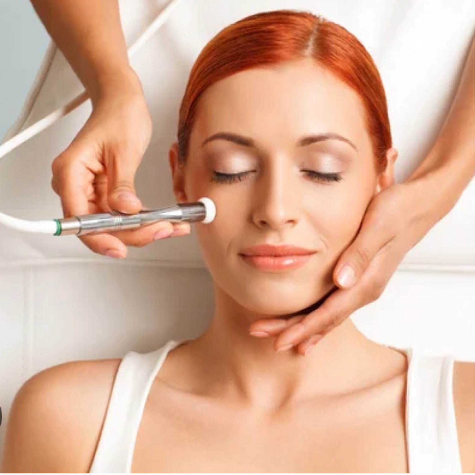 Facial con microdermabrasion en Gold Studio, Allentown, PA