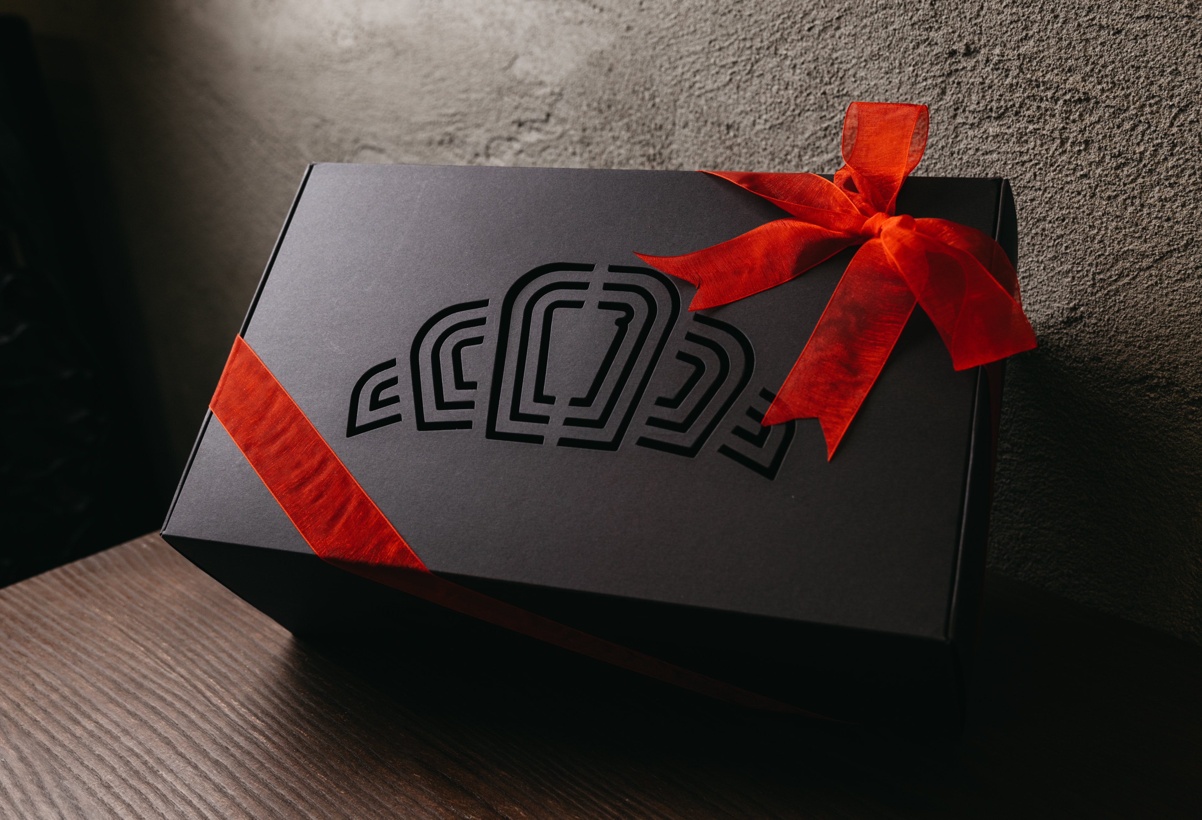 Croff's Custom Black Box (Packaging)