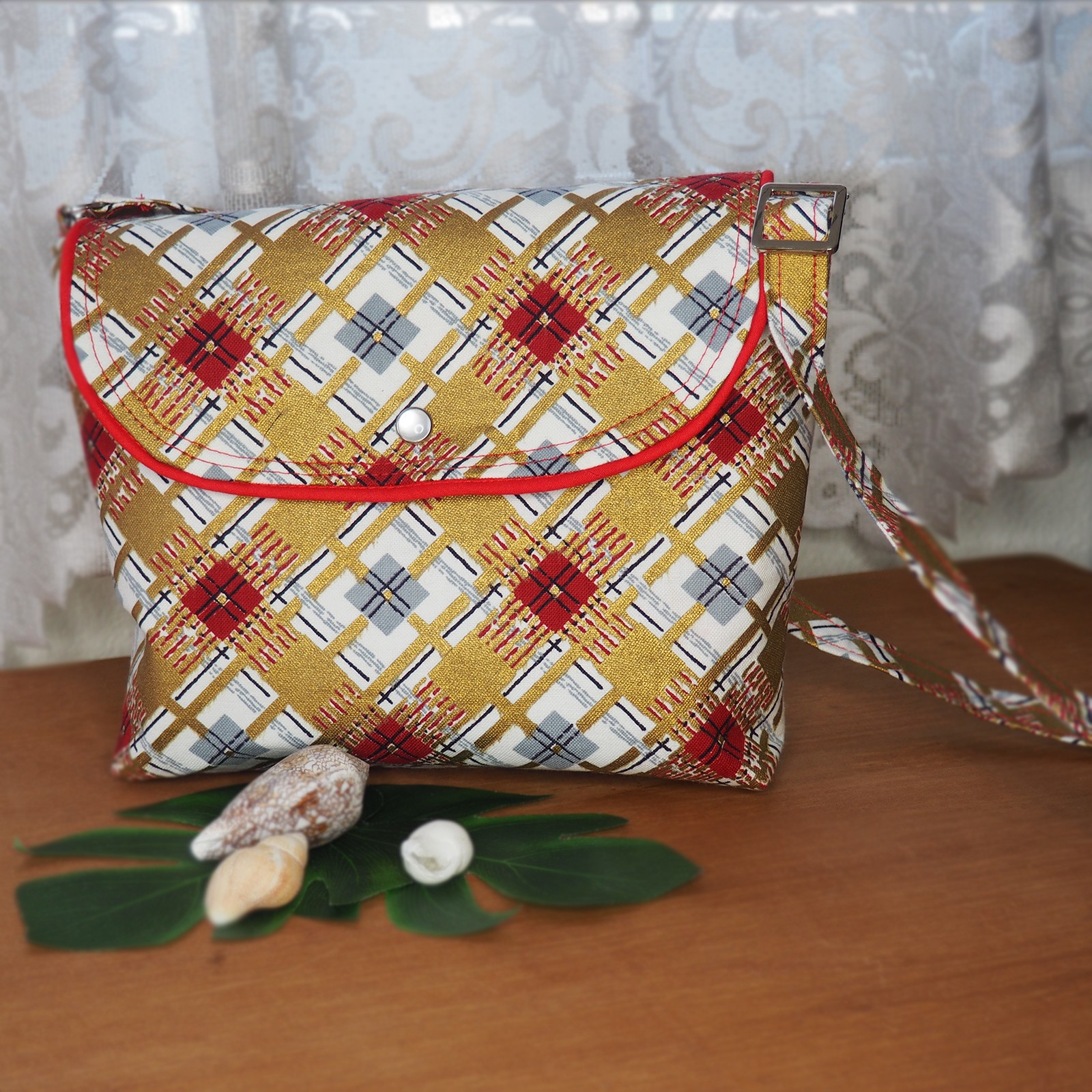 Vintage Annette Crossbody Cutie Plus