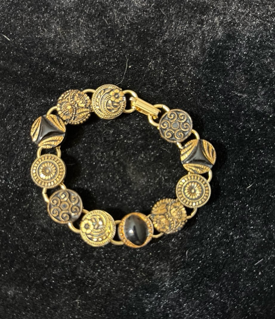 ARTISAN HAND CRAFTED ANTIQUE BUTTON BRACELET - ONE of a KIND Black & Gold 6β