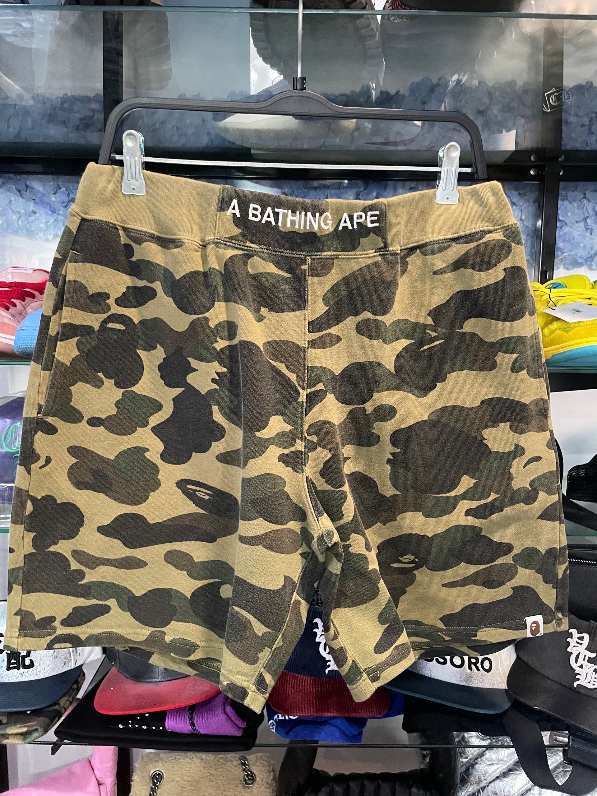 A Bathing Ape 1st Camo Sweat shorts size L (used)