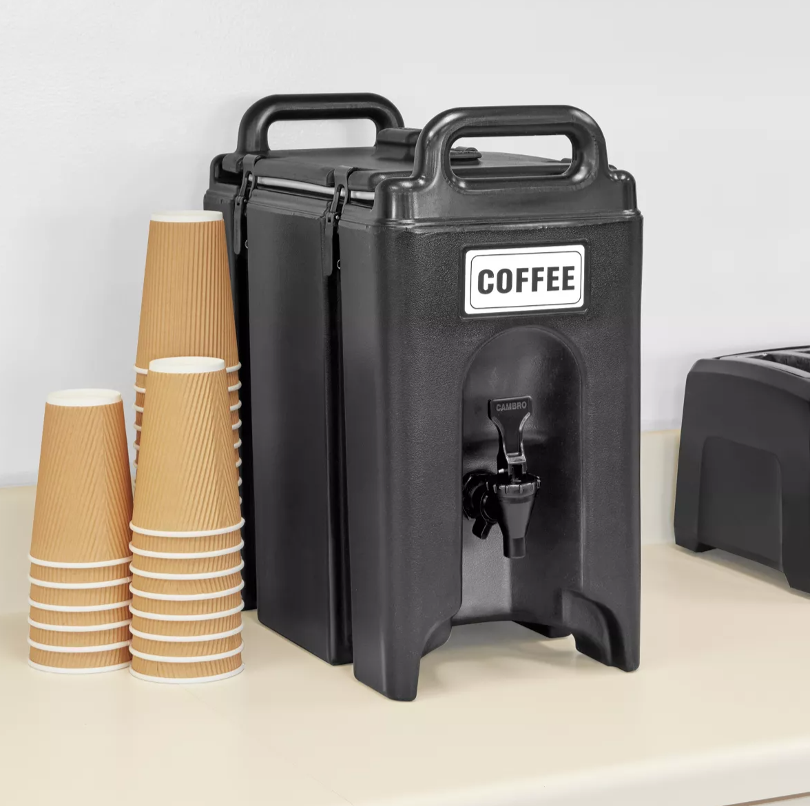 2.5 gallon Cambro + Refundable Deposit