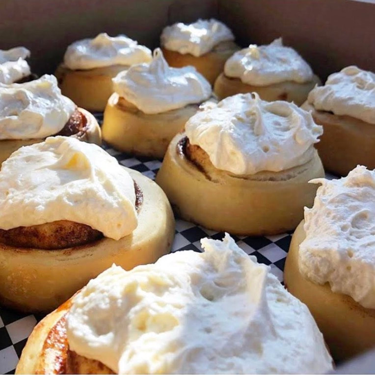 Old Skool Rolls by the Dozen*