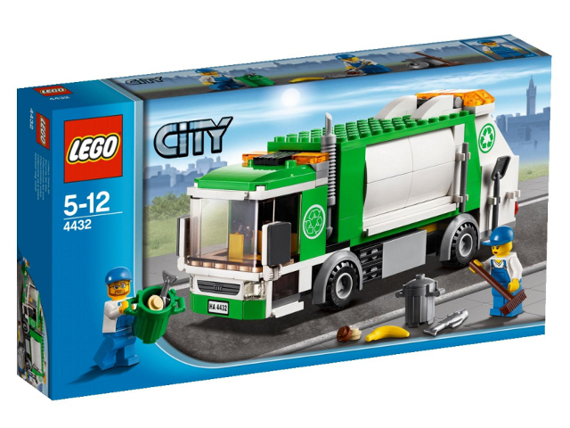 4432 Garbage Truck