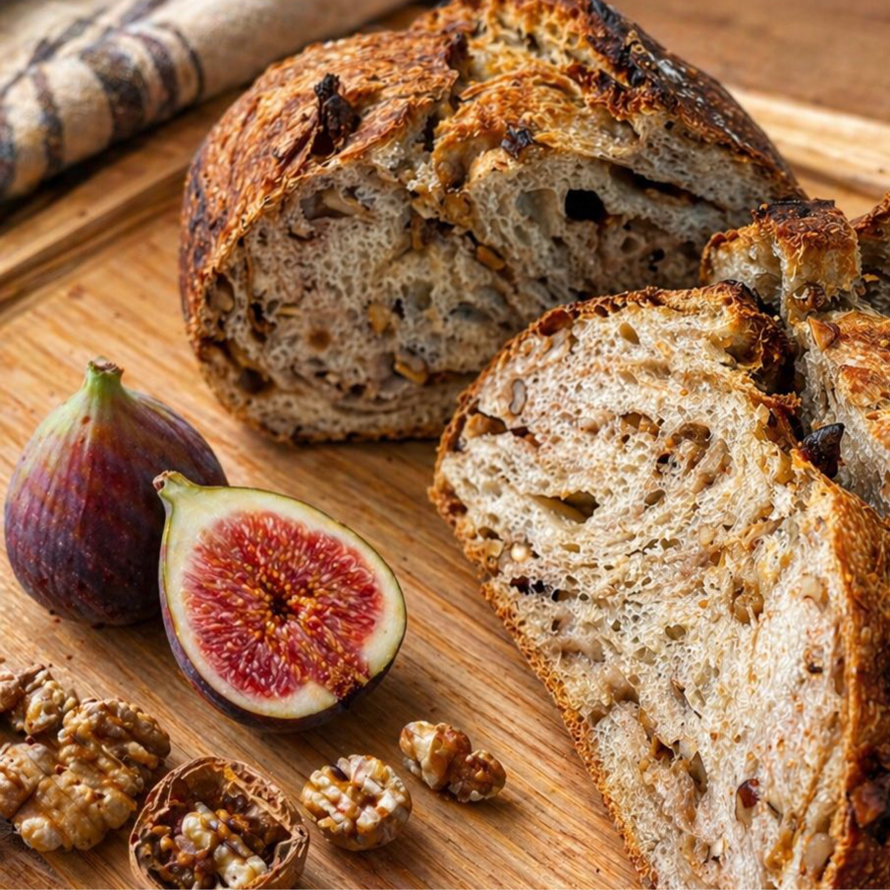 Figs & Walnuts Country