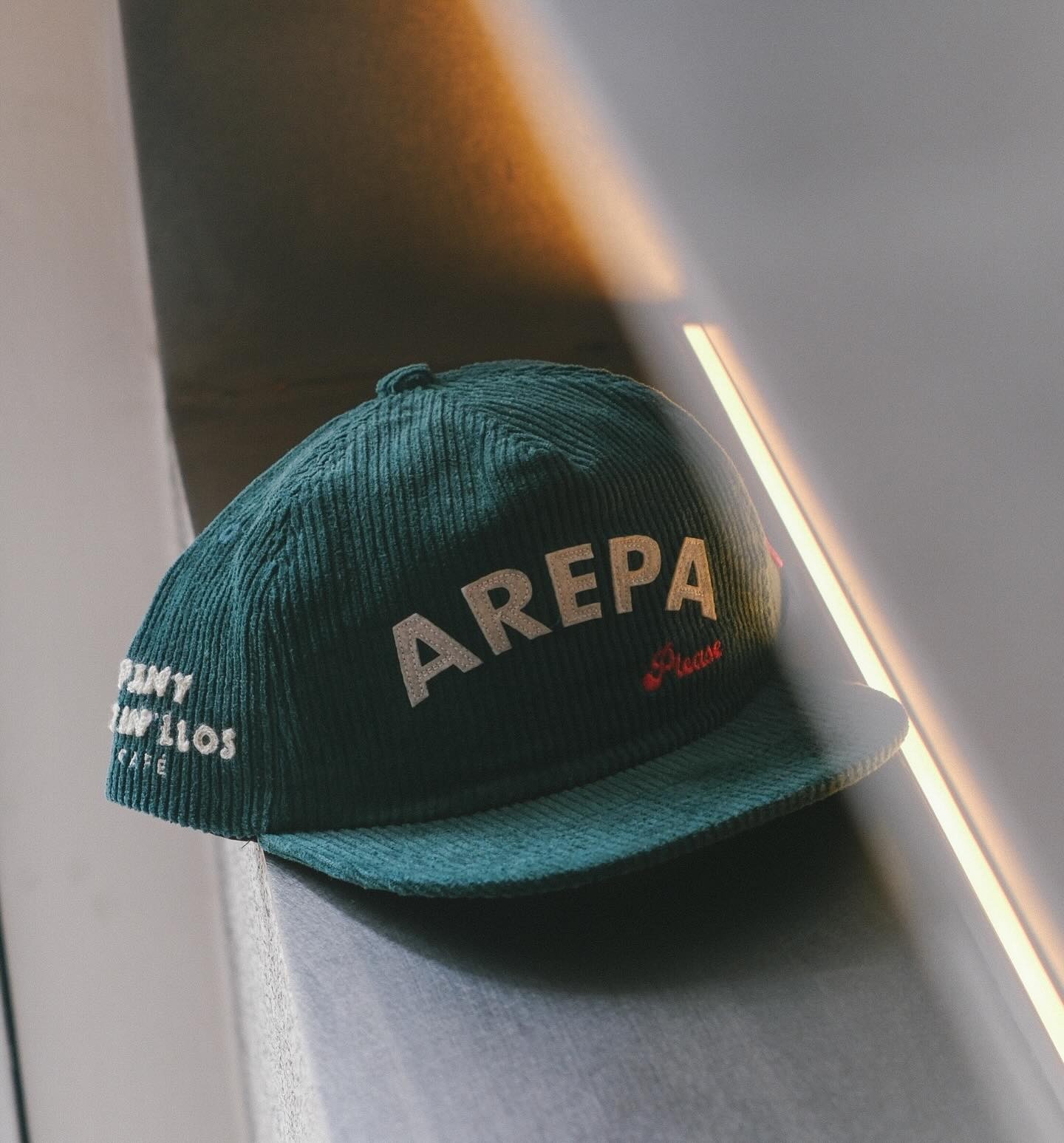Arepa Please corduroy cap - Pan y Pepinillos Cafe