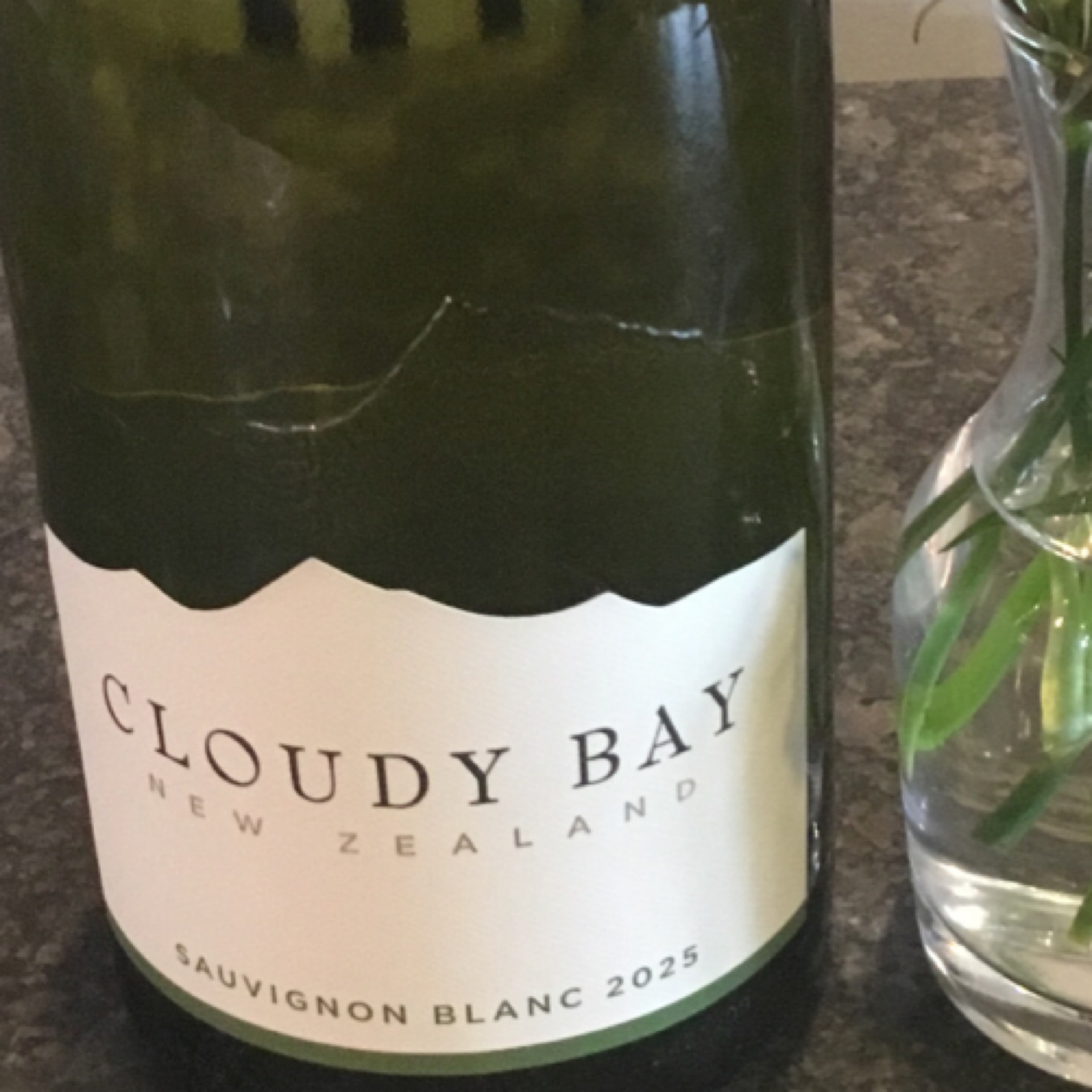 Bottle of Cloudy Bay Sauvignon Blanc - 2025 available at Ashburn Wine Shop