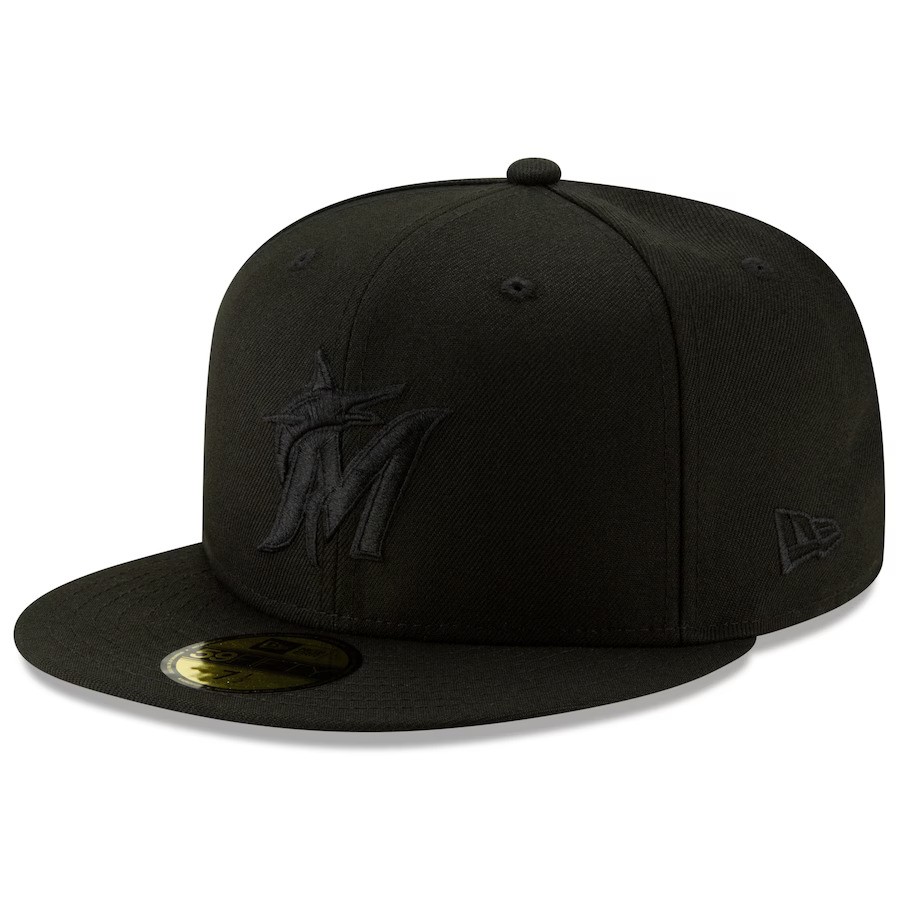 Miami Marlins New Era 59FIFTY Blackout Hat