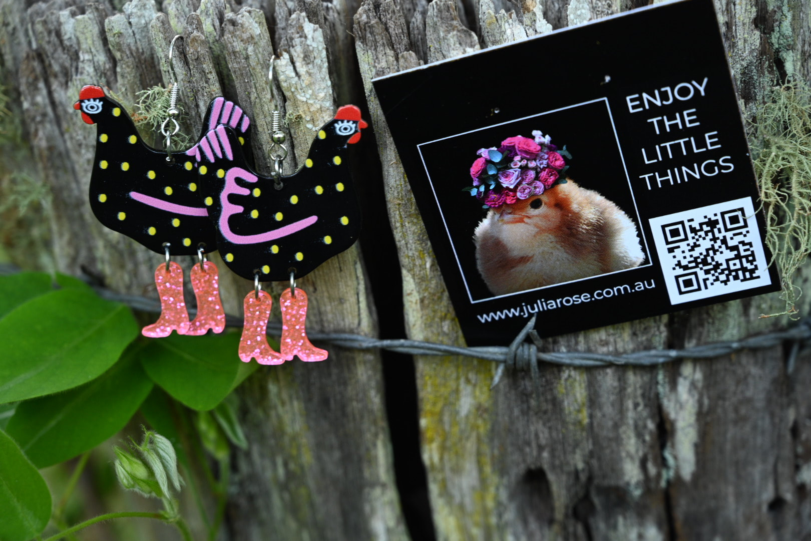 Chickens in boots - Earrings