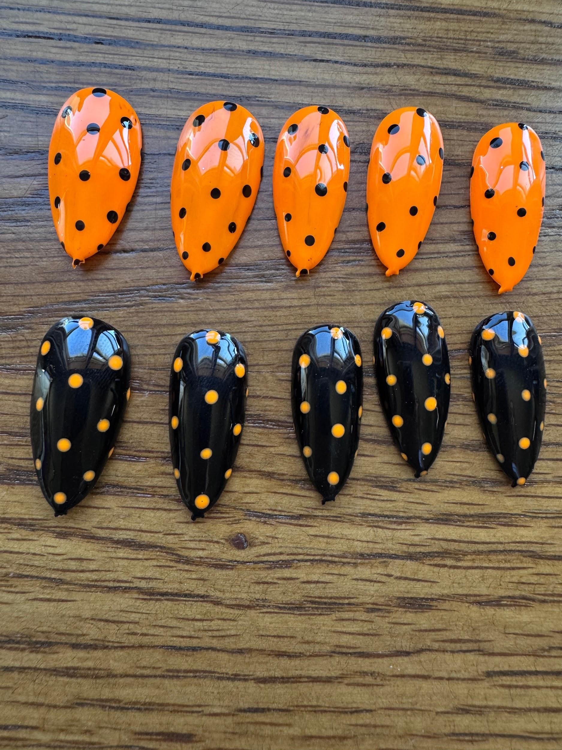 Halloween Polka hand-painted nail set