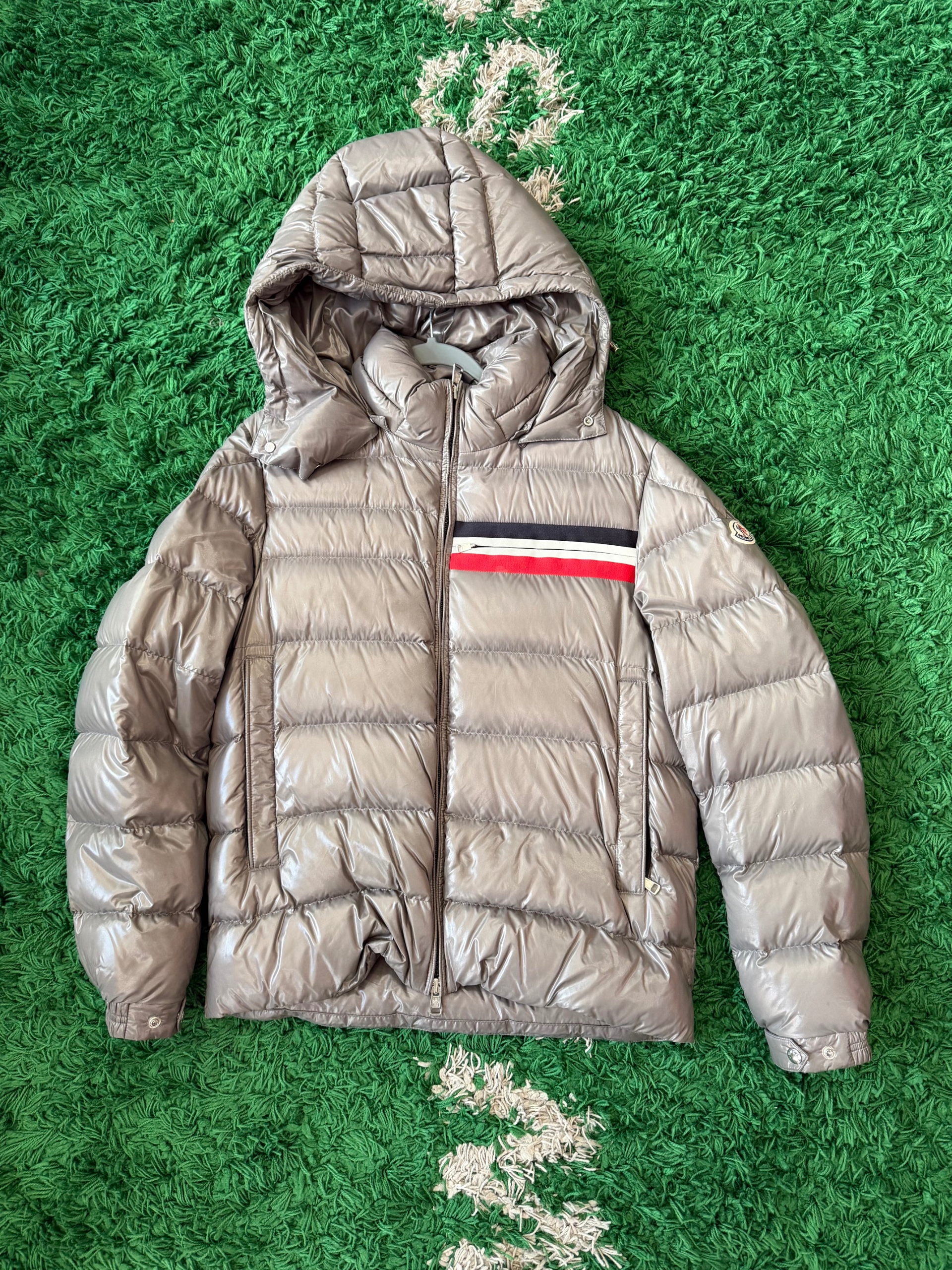 Moncler Mounier Puffer Jacket  ( USED )
