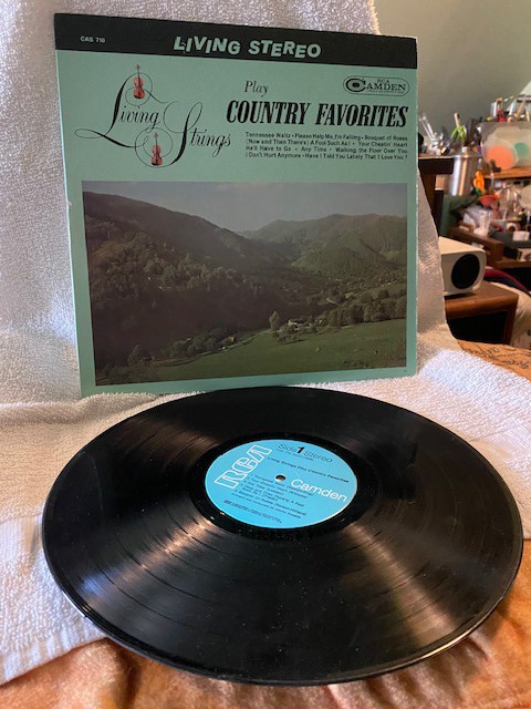 Living Strings/Country Favorites