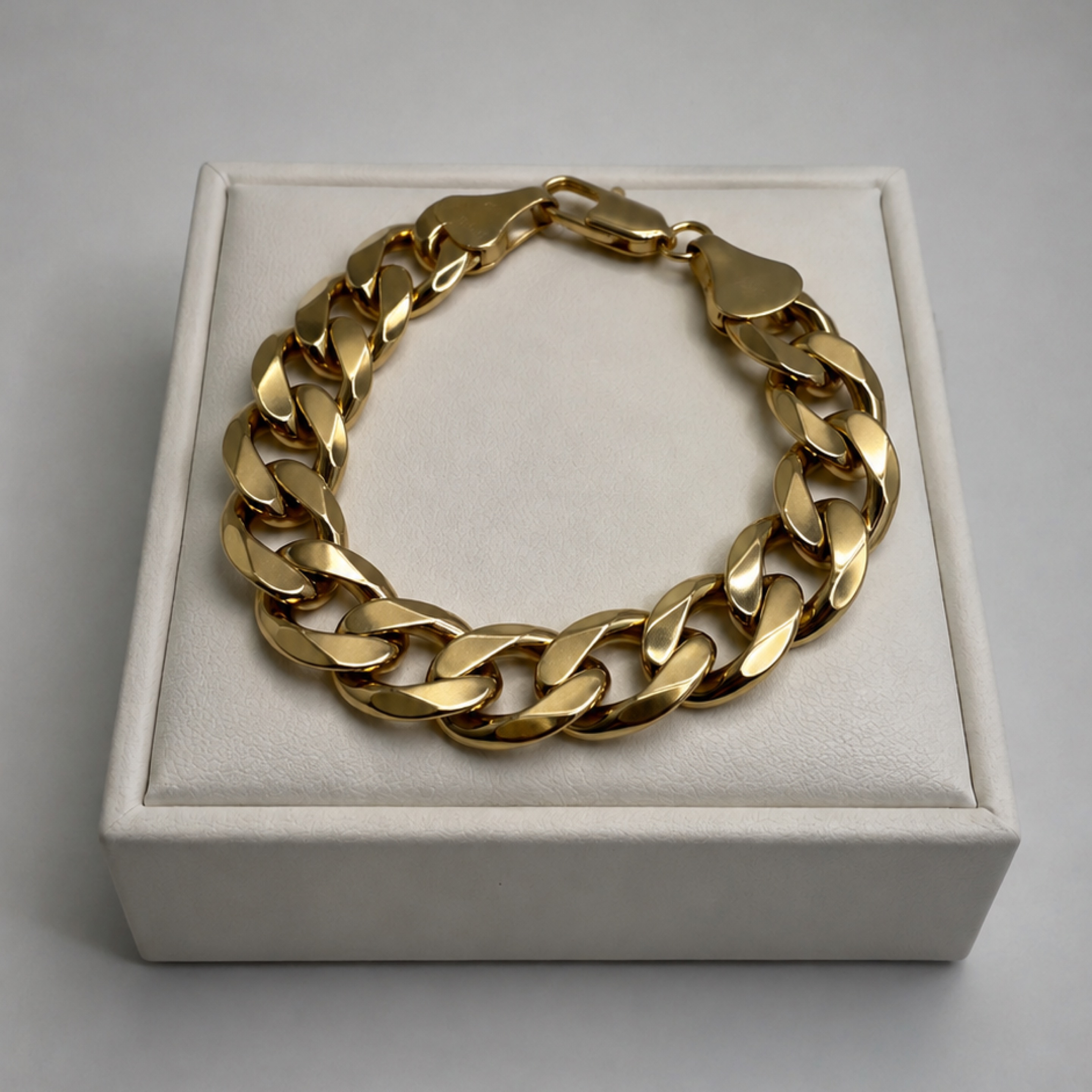 7” Curb Cuban / 12mm Gold