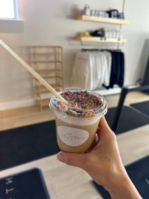 Dot Cake Latte
