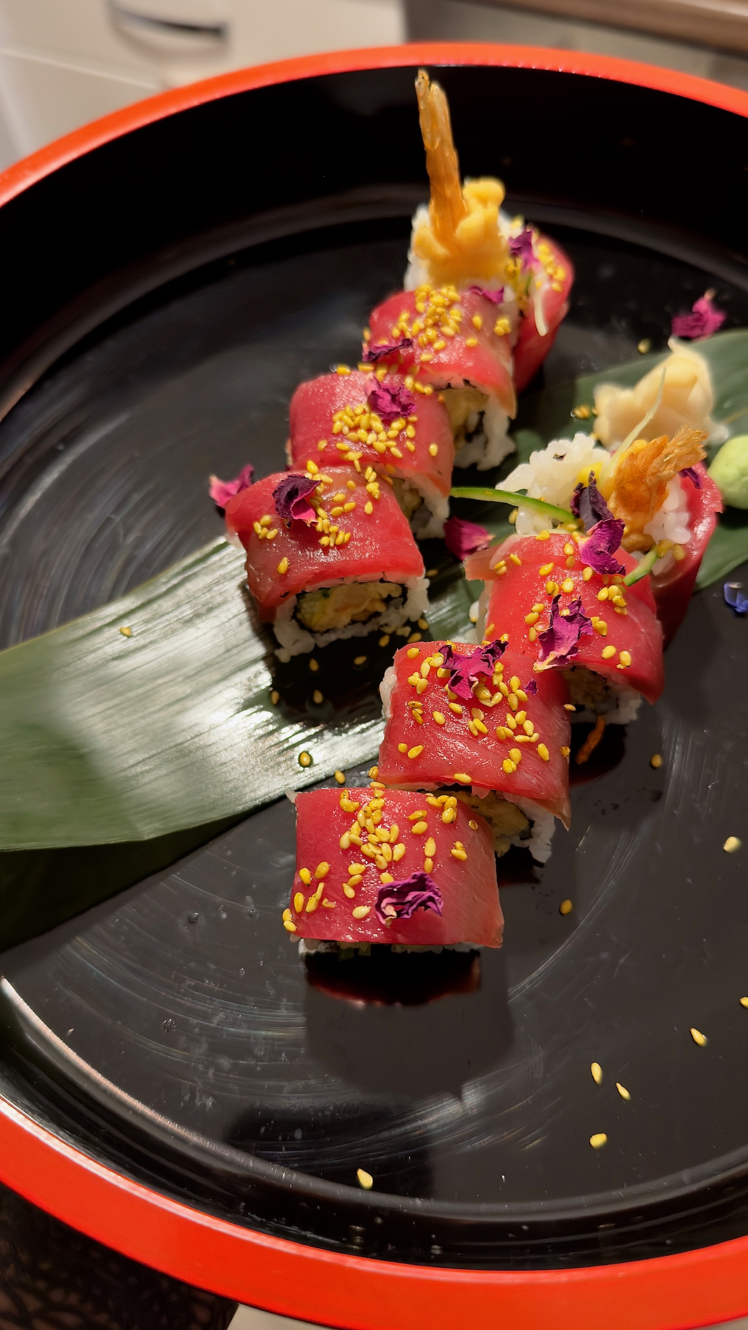 Pixie Roll - Crunchy prawn, cucumber, and mango-filled uramaki,