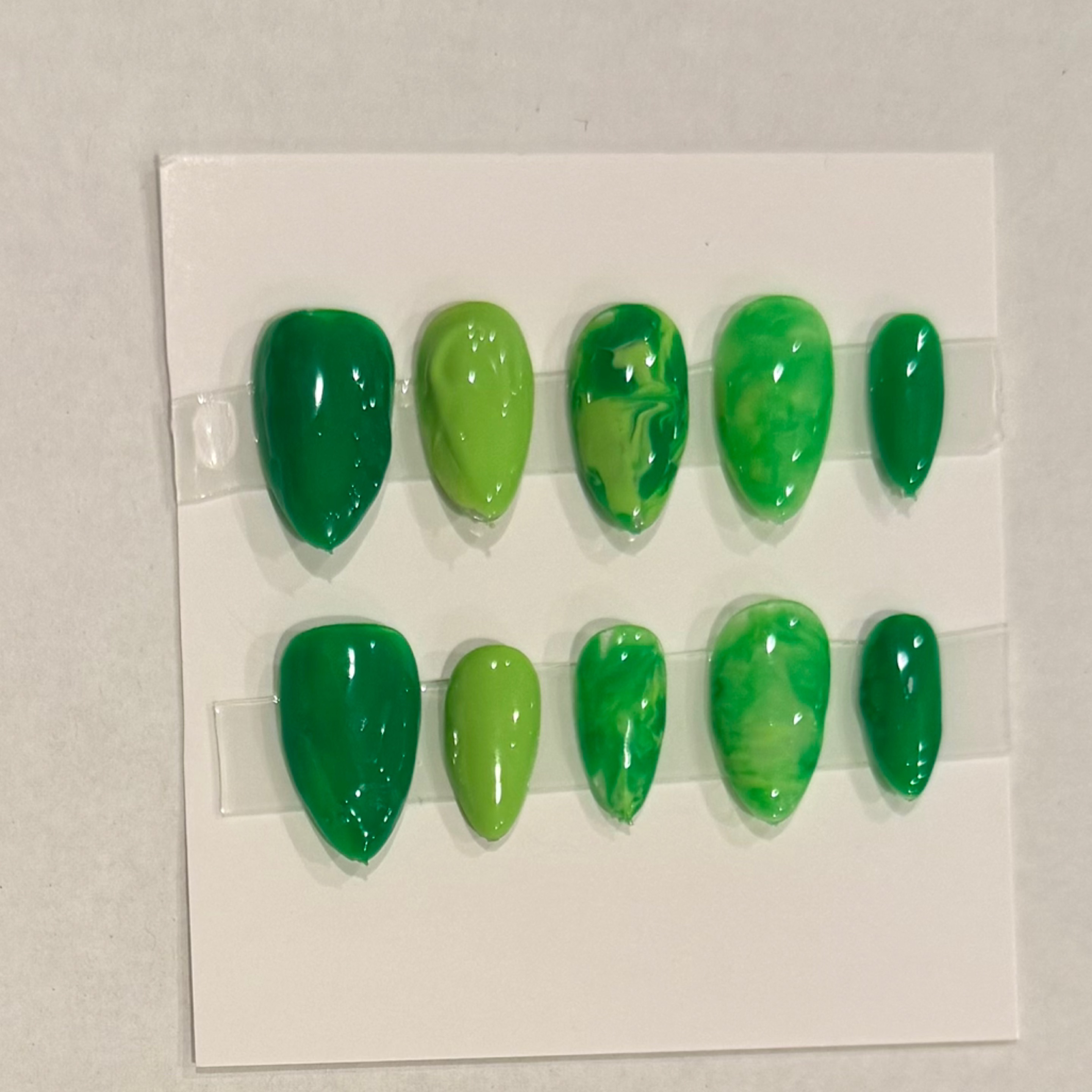 Green grassy marble hand-painted nail set