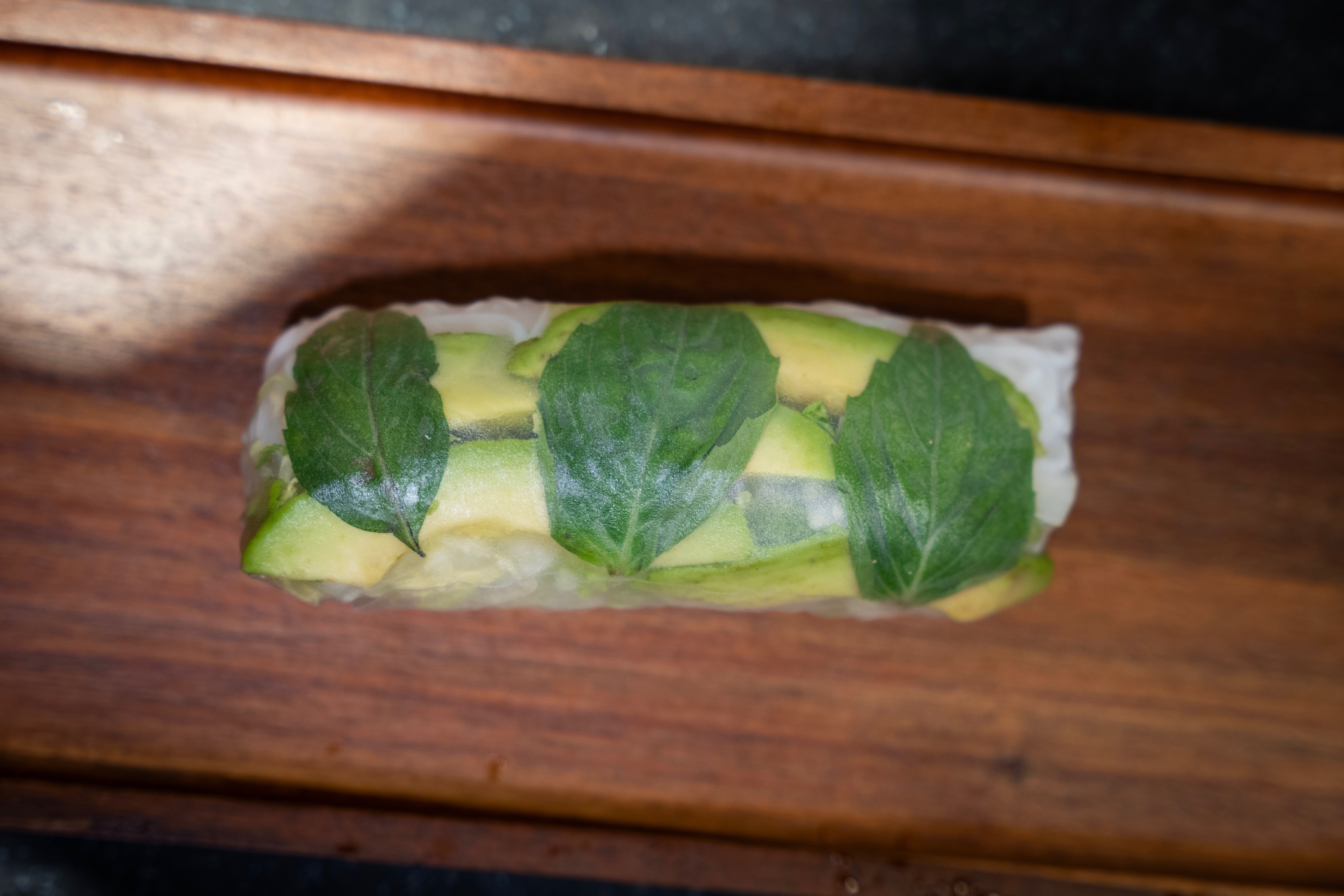 ABC ROLL (Avocado, Basil, Cucumber)