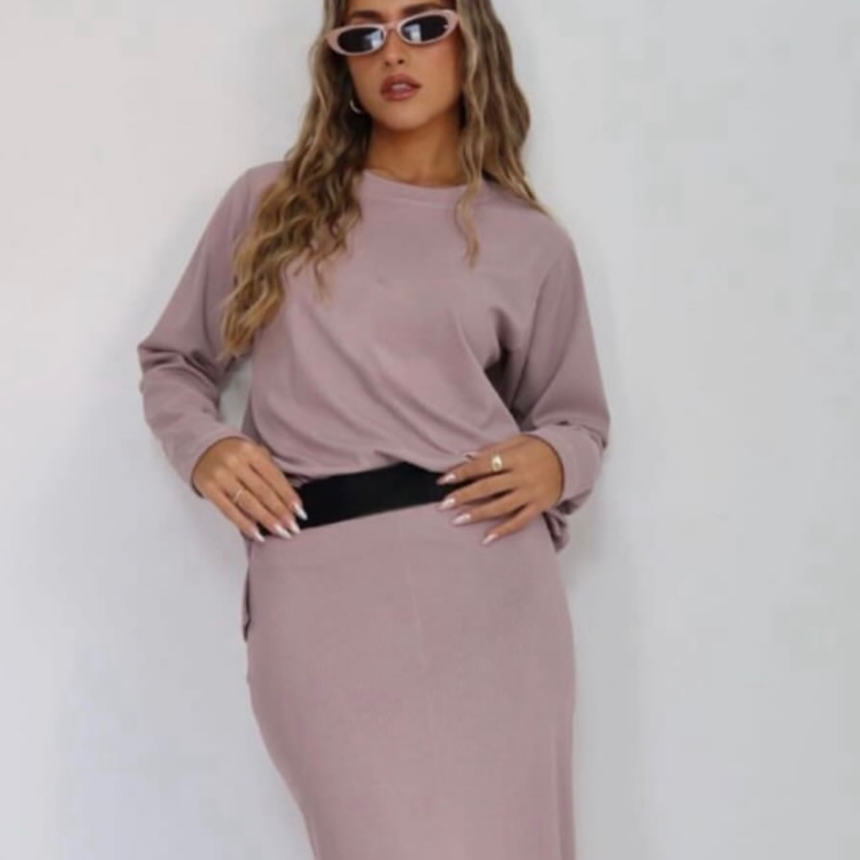 2 piece sporty ribbed top and skirt — product photo