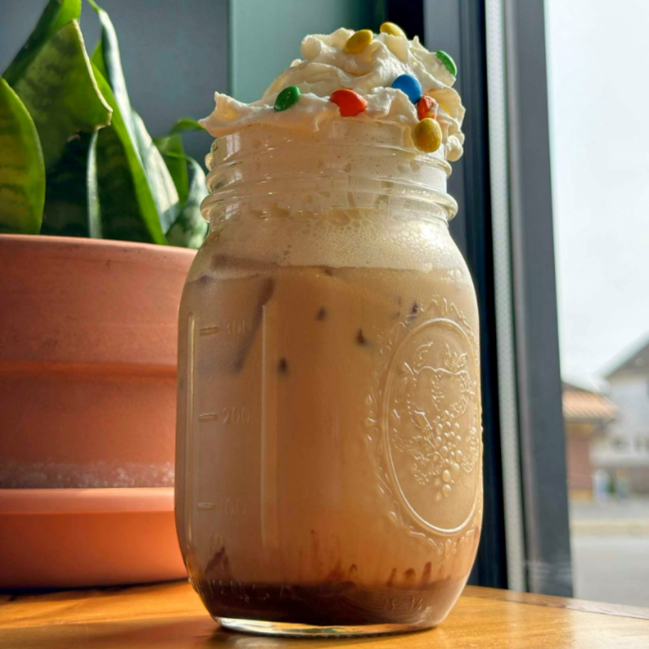 Monster Cookie Latte (pb)