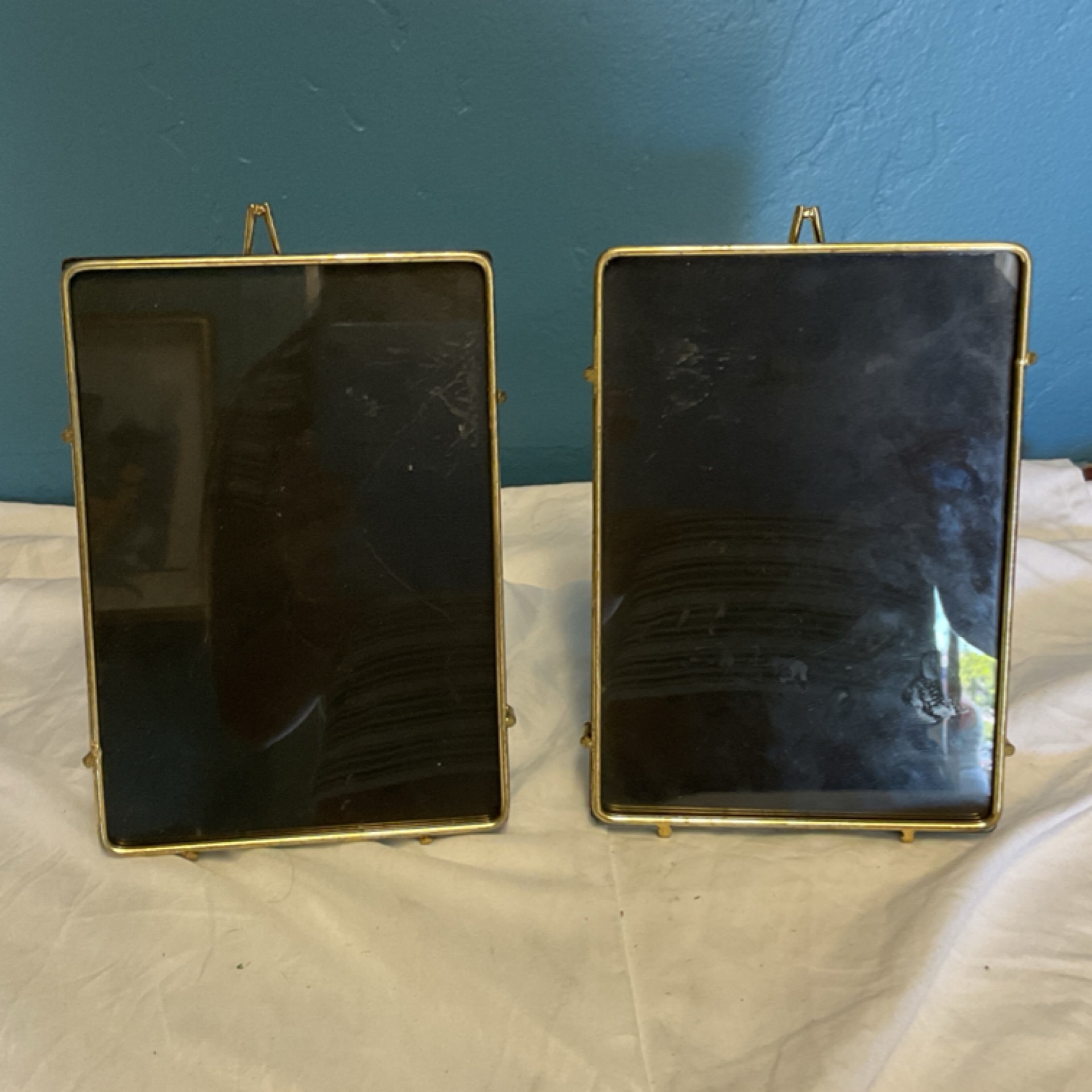 Gold Accent Picture Frames