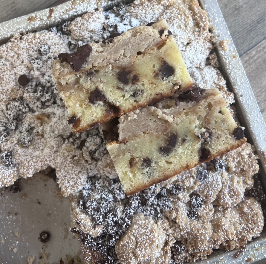 Cinna Chip Coffee Cake Tin