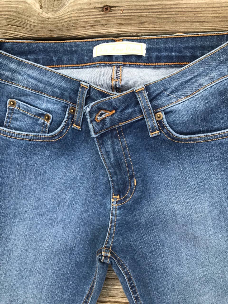 Luxury Women's Jeans -Champagne Beige Leather Look: Size 27