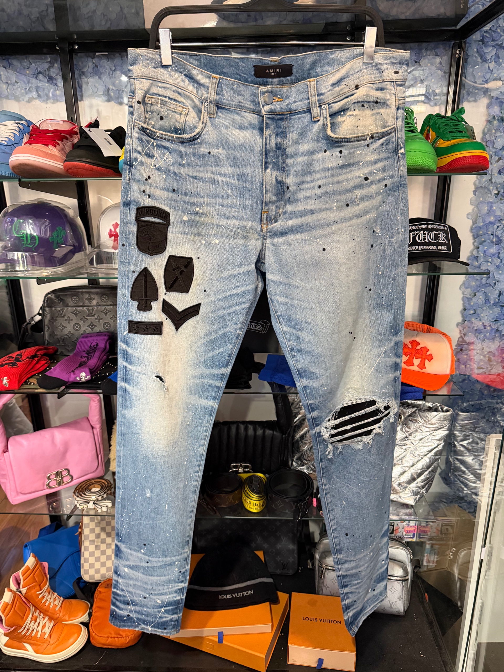 Amiri Military Patch Distressed Jean ( USED )