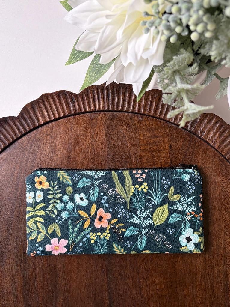 Pencil Pouch – Herb Garden (Dark) – handmade pencil pouch