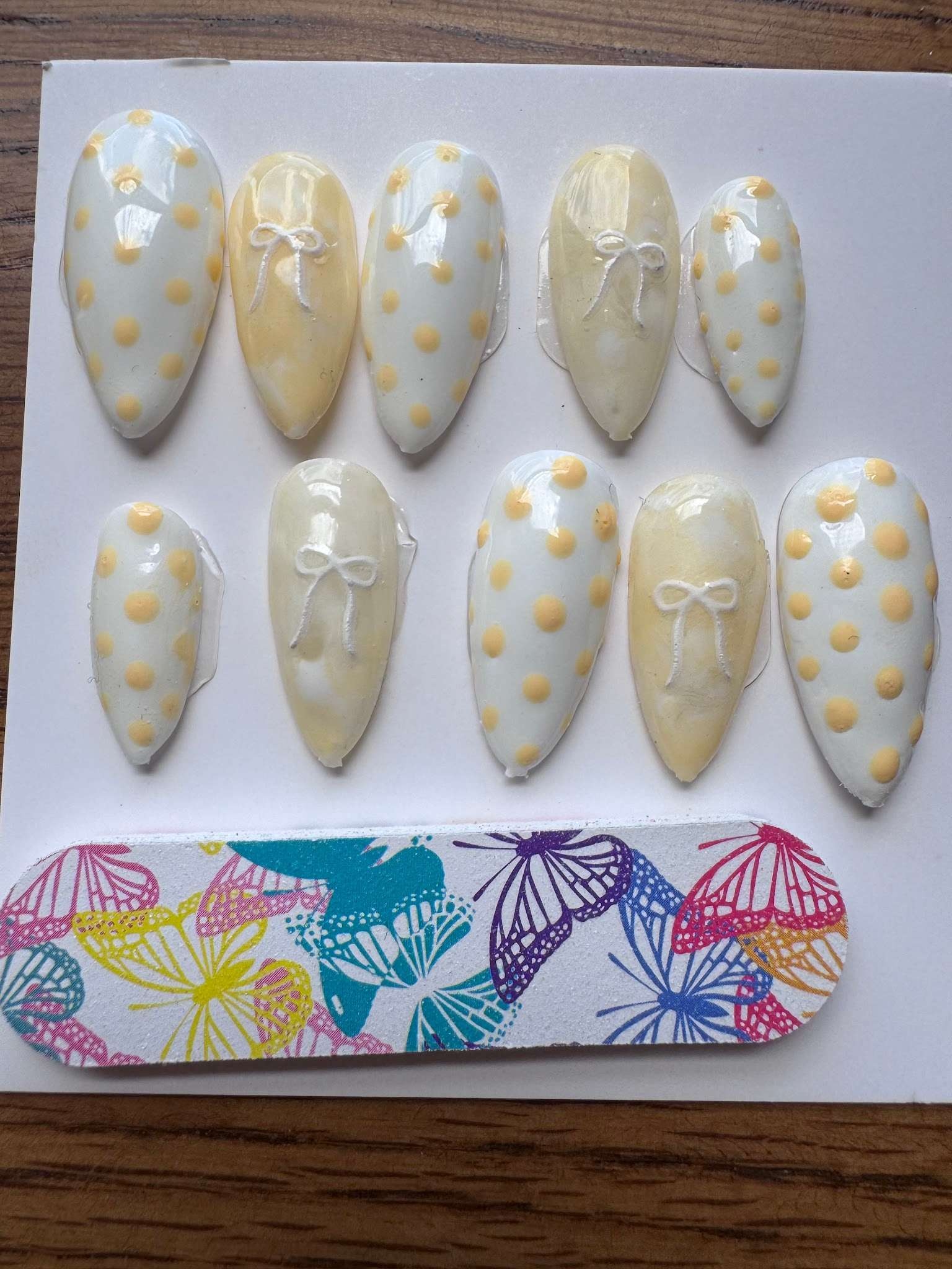 Yellow Marble Dots hand-painted nail set