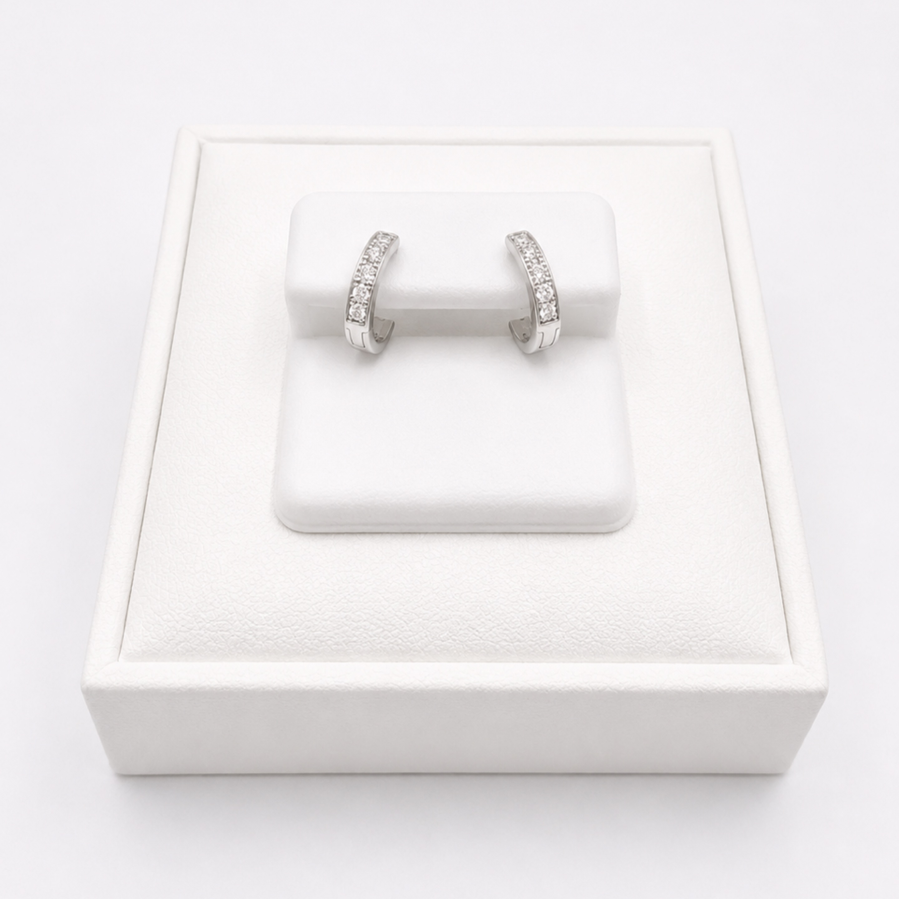 Huggie Moissanite Earring (925) .10ct