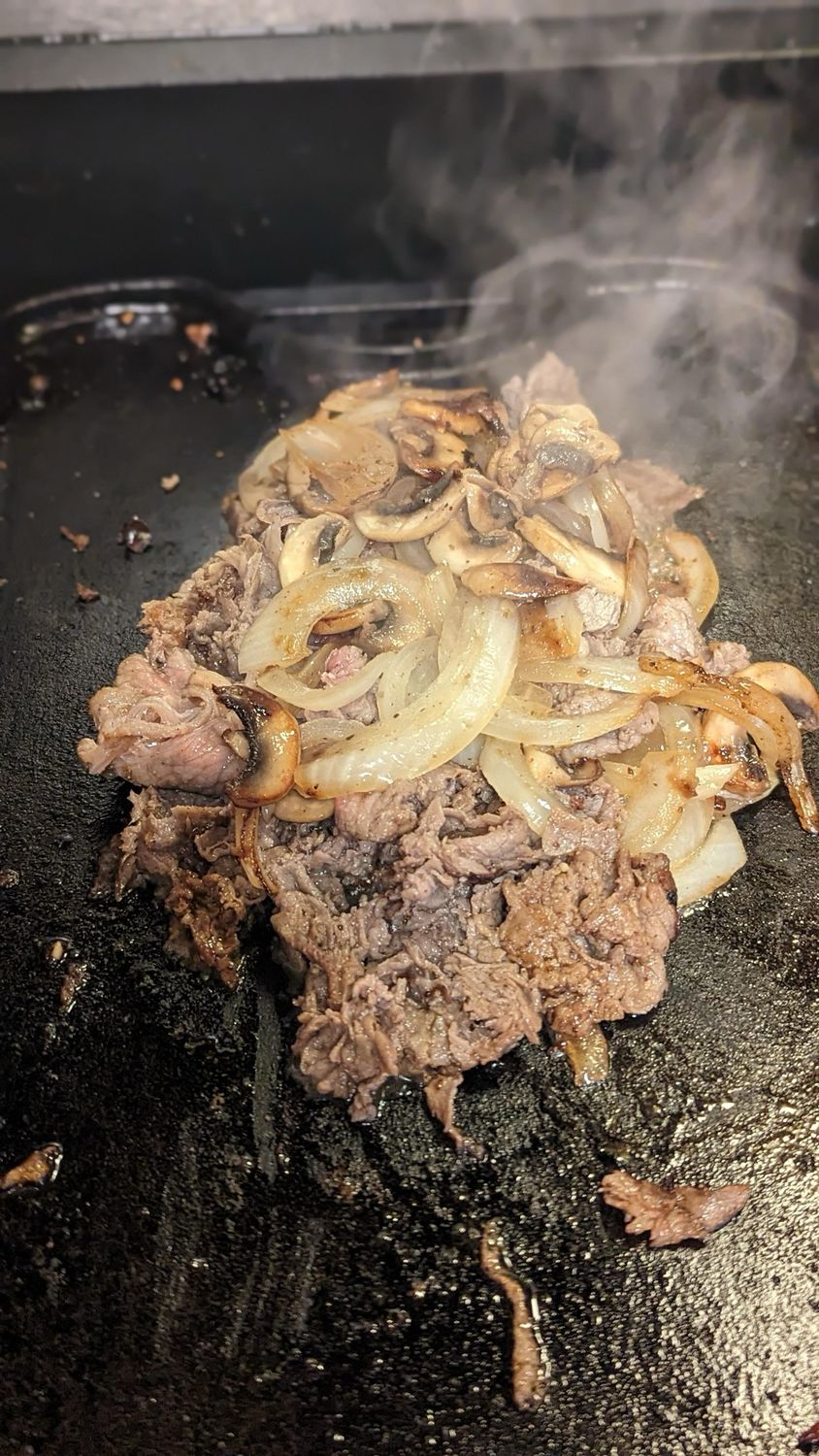 Daves Philly Cheesesteak
