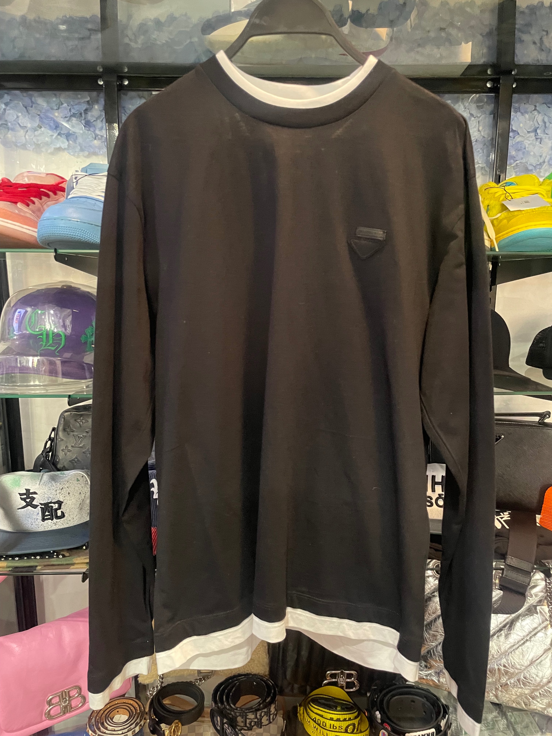 prada black white long sleeve size M (new)