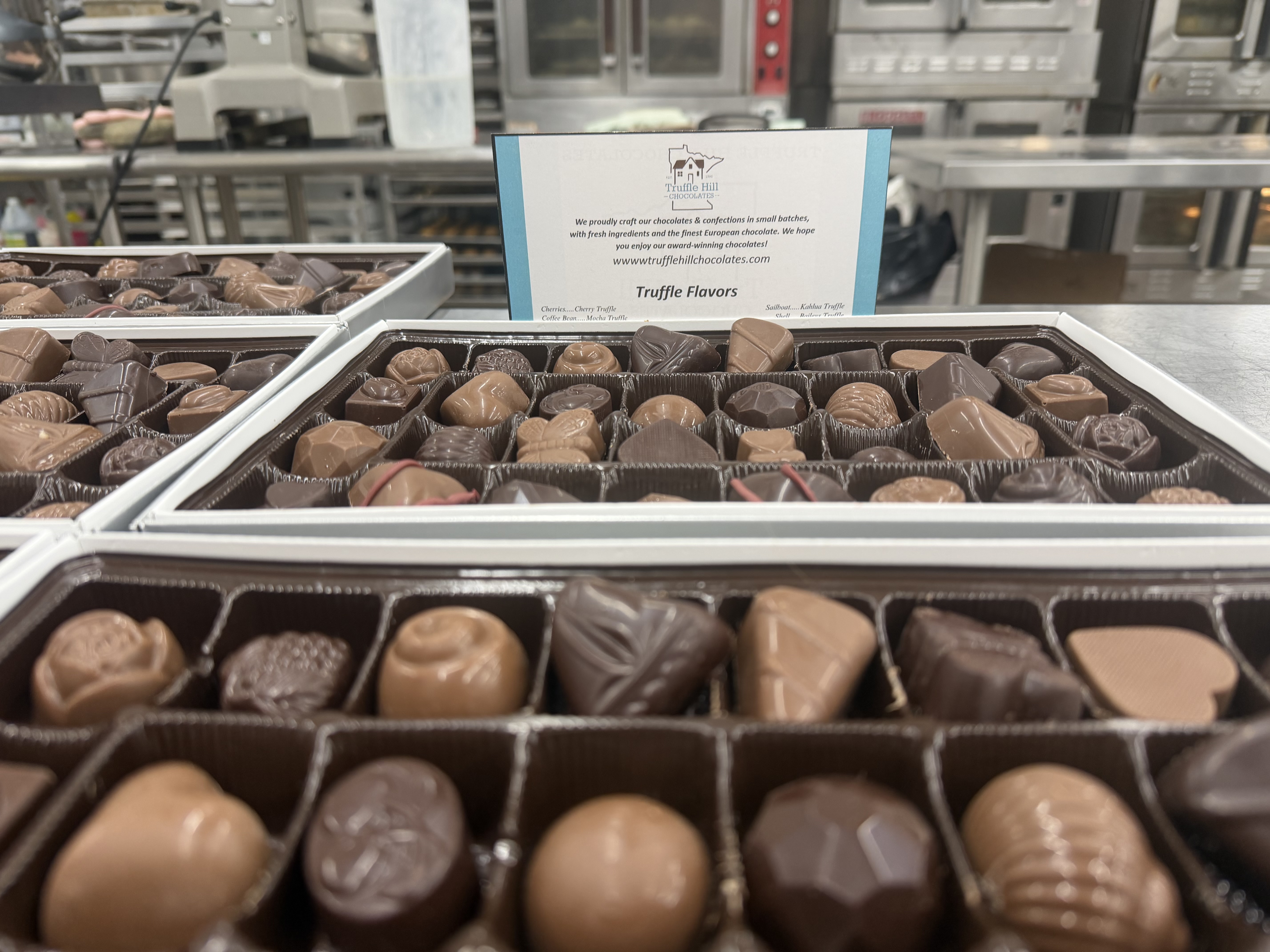 Truffle Hills Truffle Box of 32