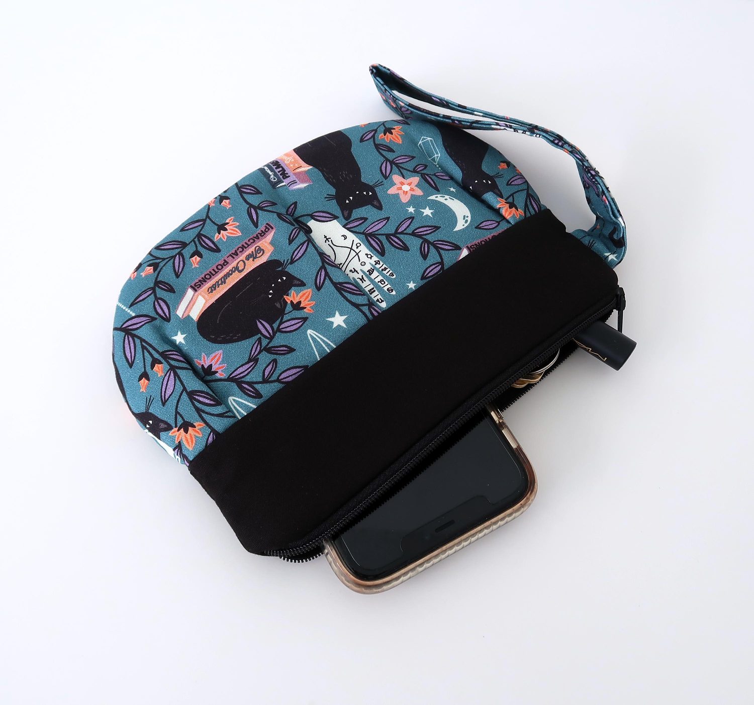 Pleated Wristlet – Spellbound Black Cats, photo 3 of 8