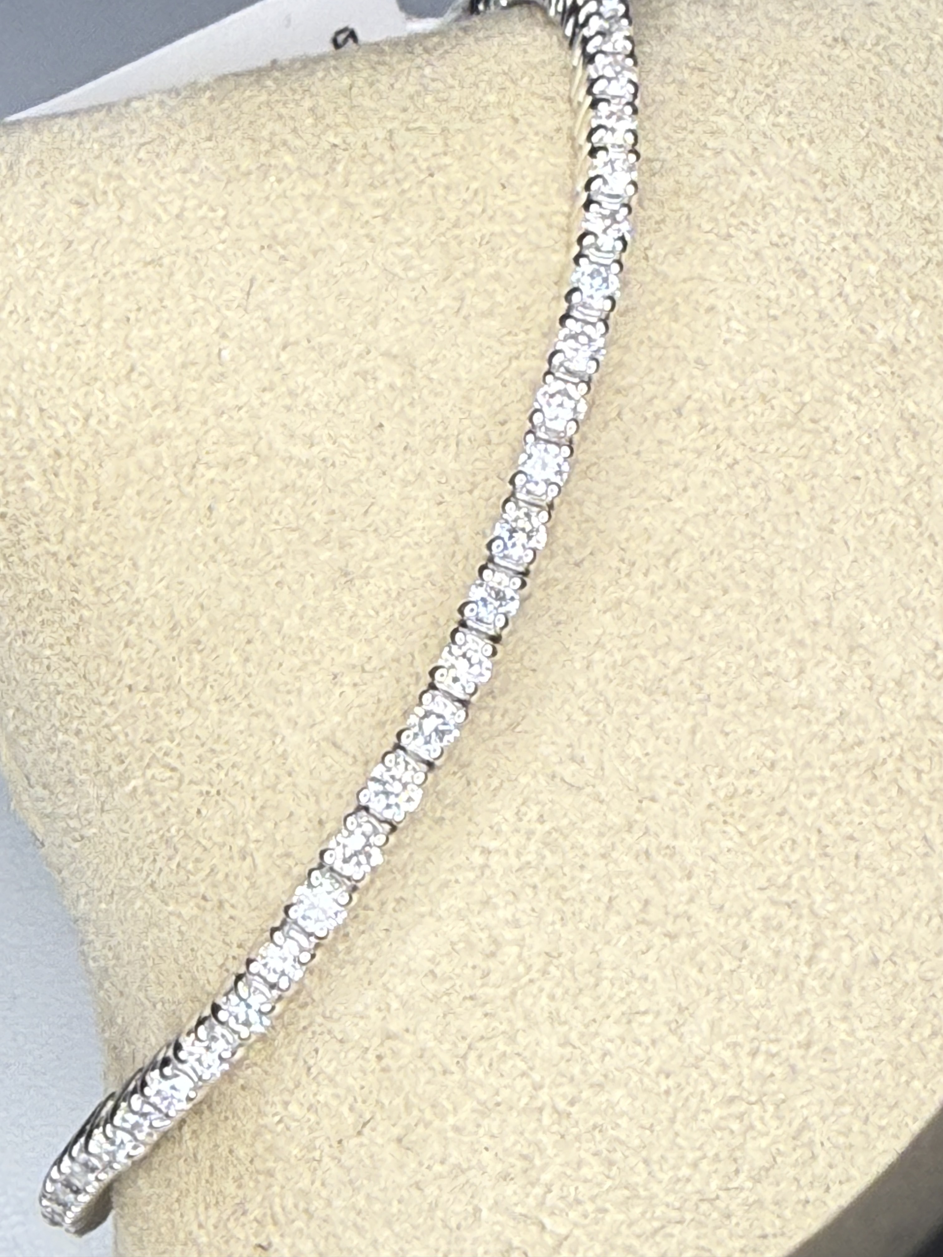 Diamond Tennis Bracelet 14k 2-3.5C
