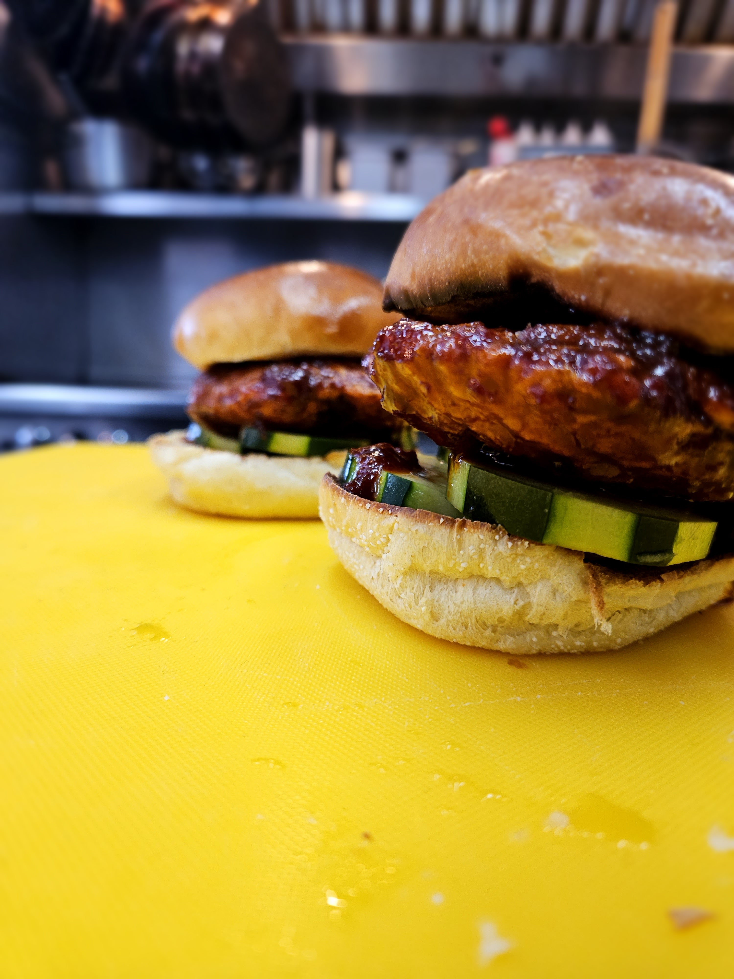 Spicy Gnar Chick Sando