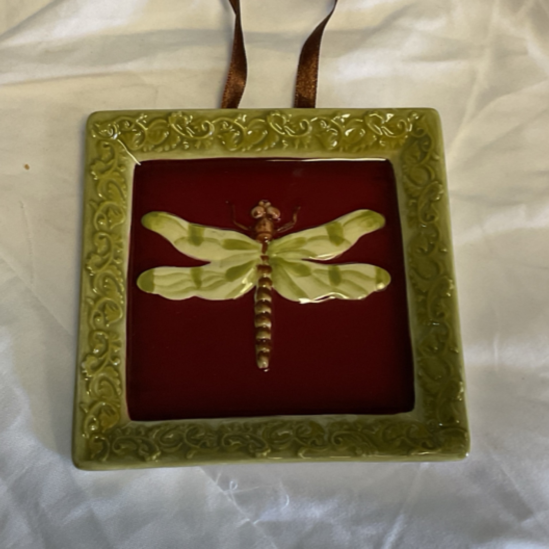 Dragonfly Tile