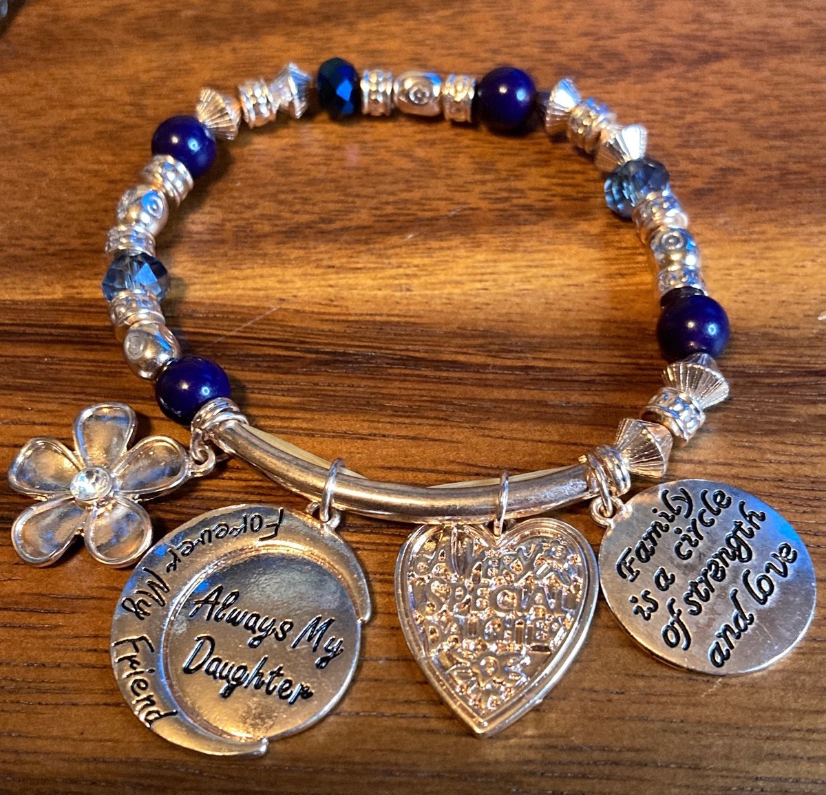 Always my Daughter Charm stretch bracelet