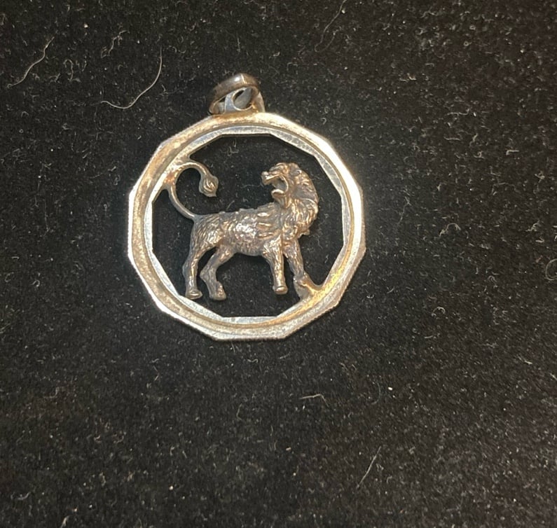 Roaring Lion Circle 925 Pendant