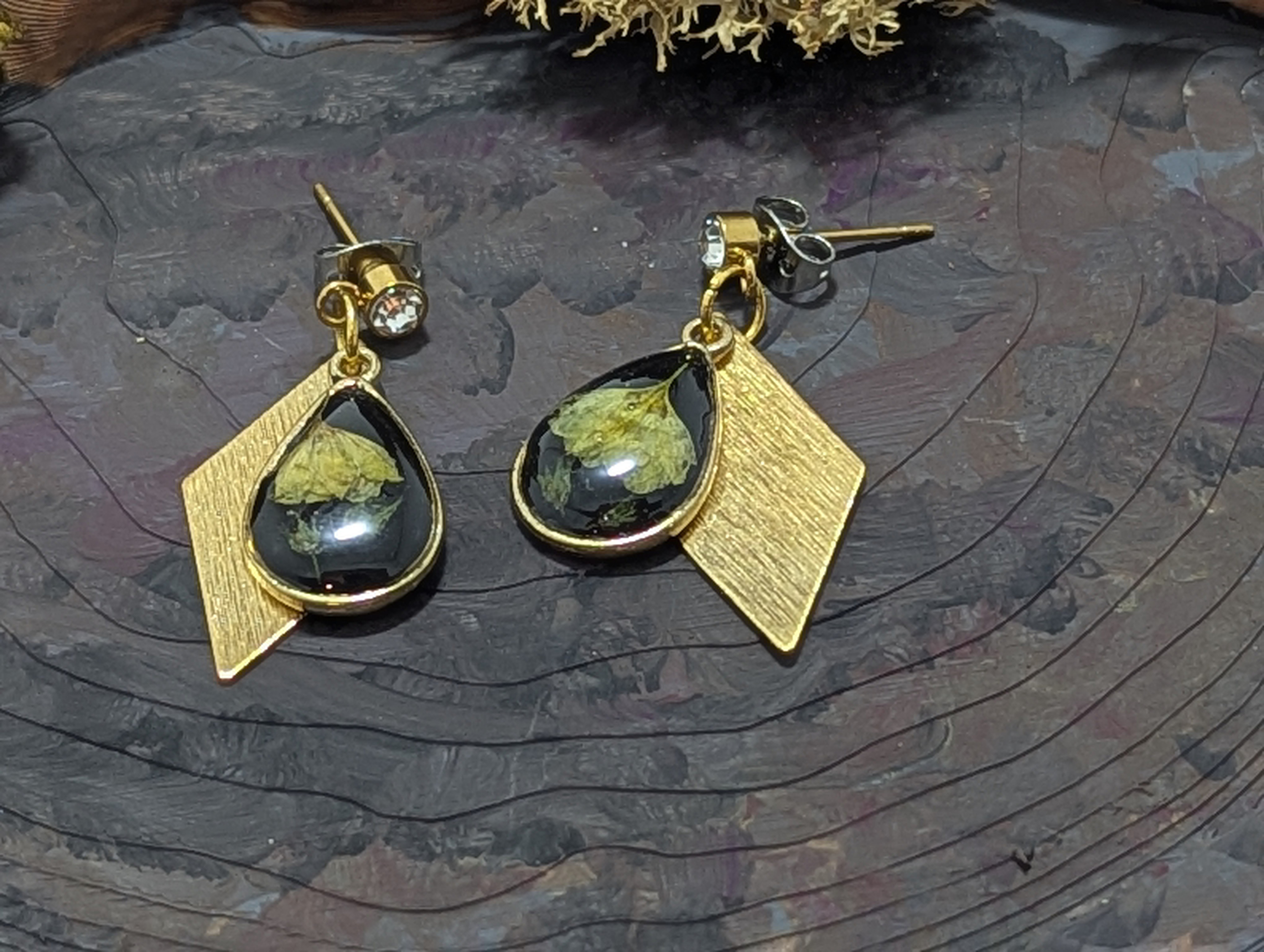 Acer Drops: Maple flower geometric earrings