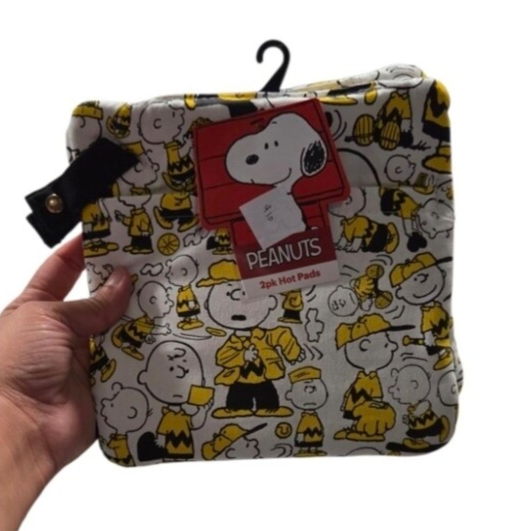 Peanuts 2pk Pocket Hot Pads
