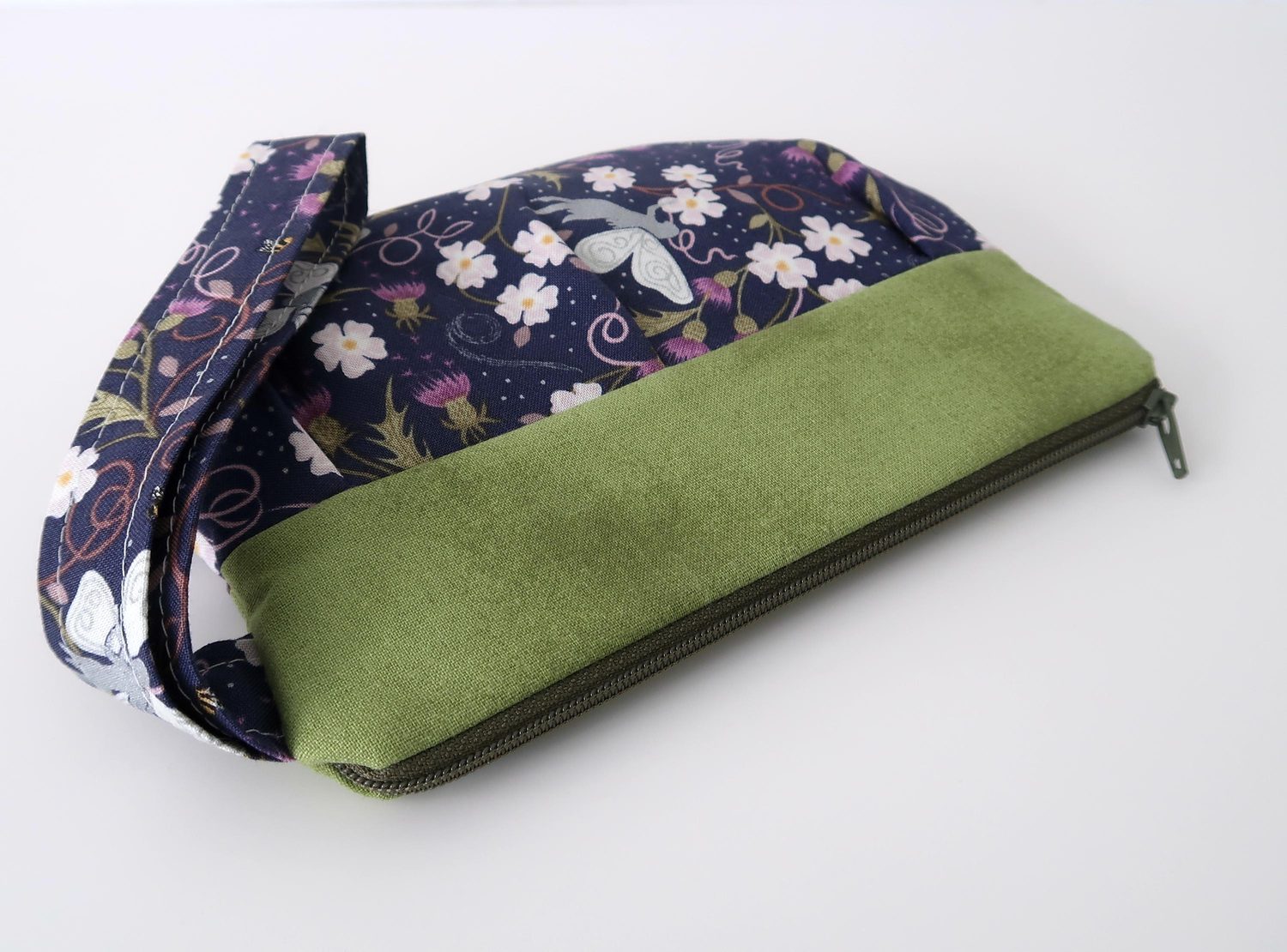 Pleated Wristlet – Purple Fairies, photo 5 of 6
