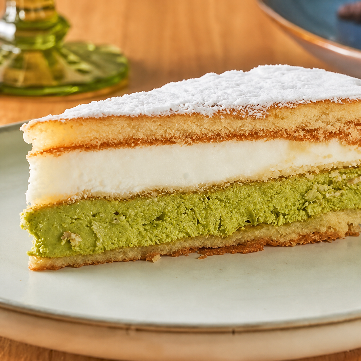 Pistachio and ricotta cake