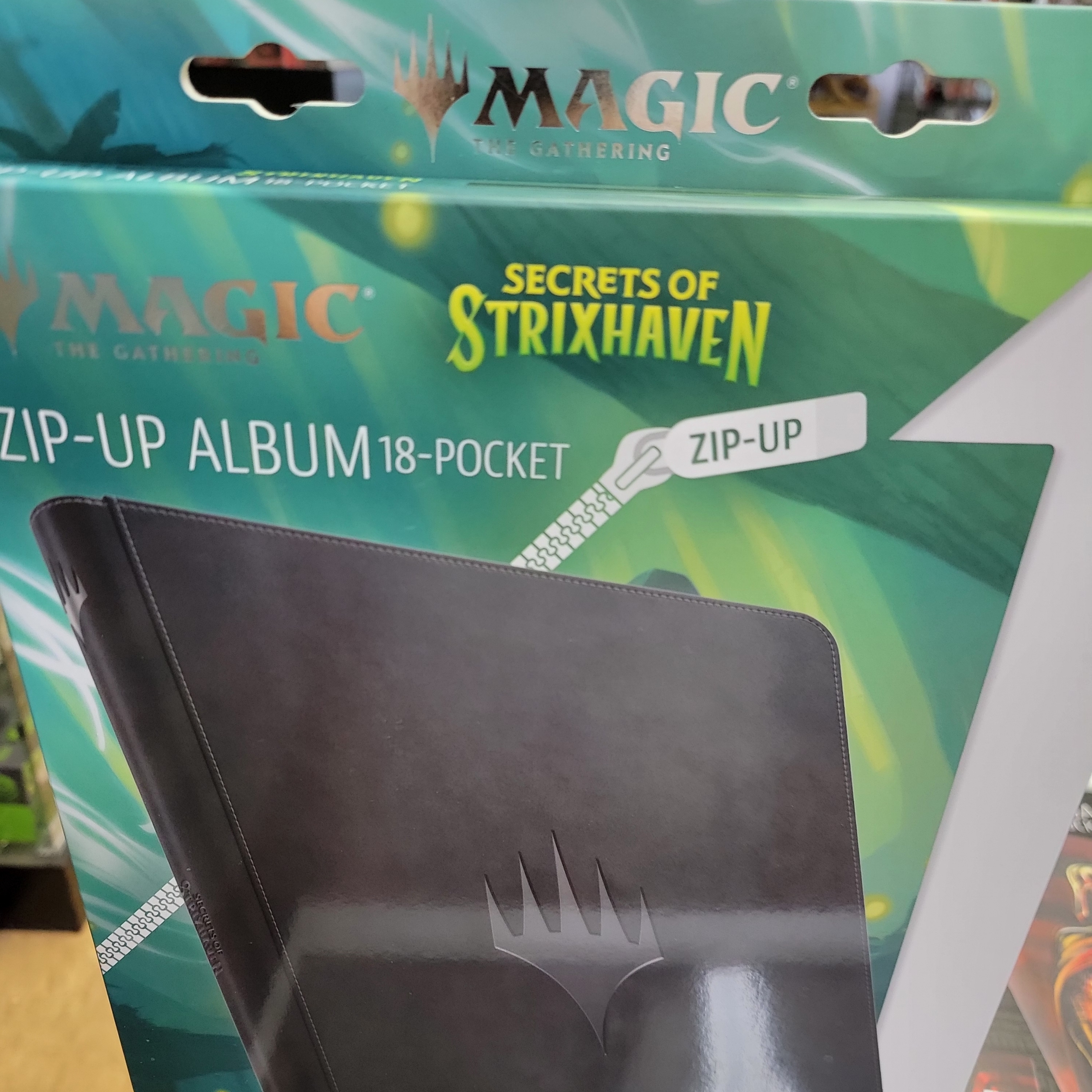 MTG Secrets Of Strixhaven Zip Up Album