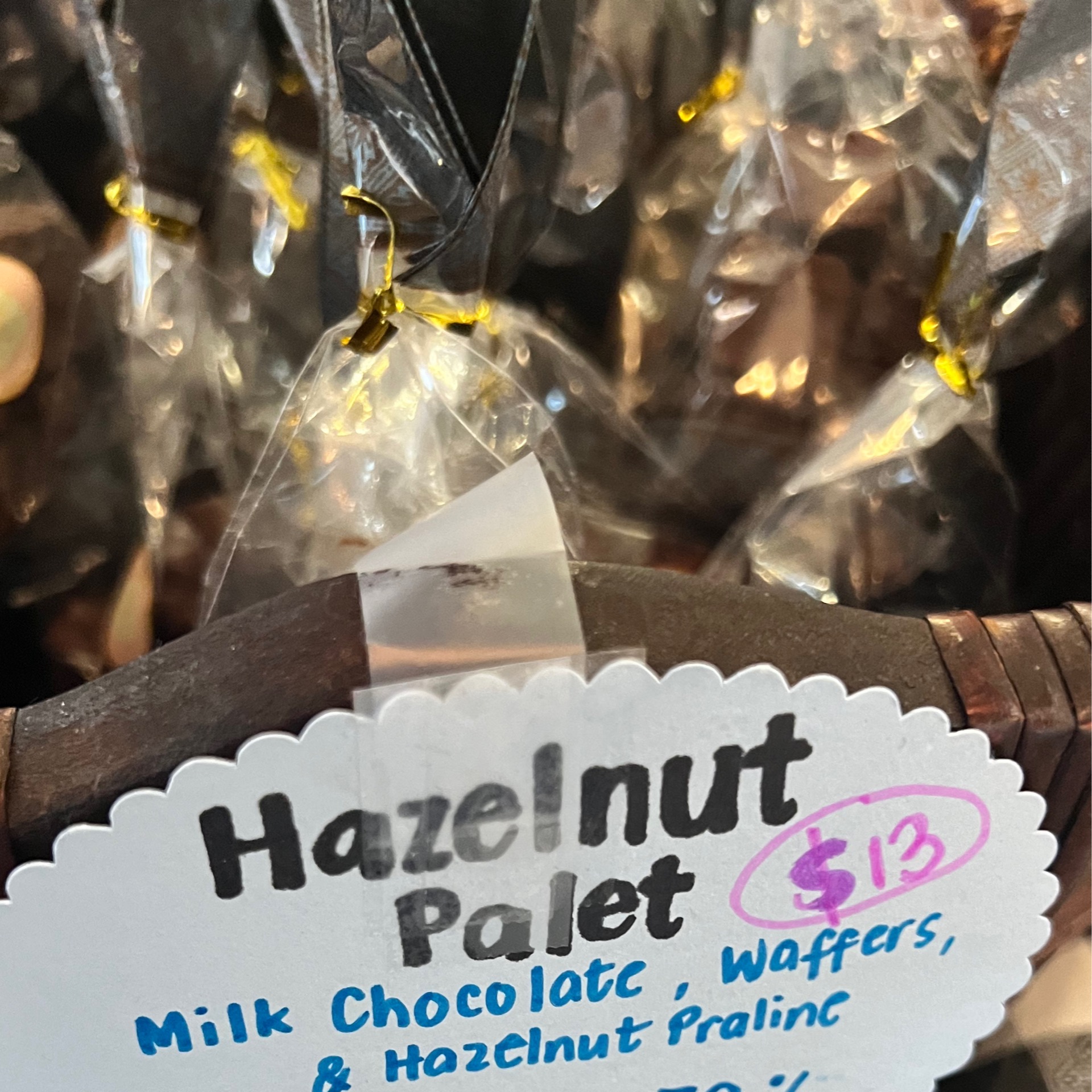 Hazelnut Palet