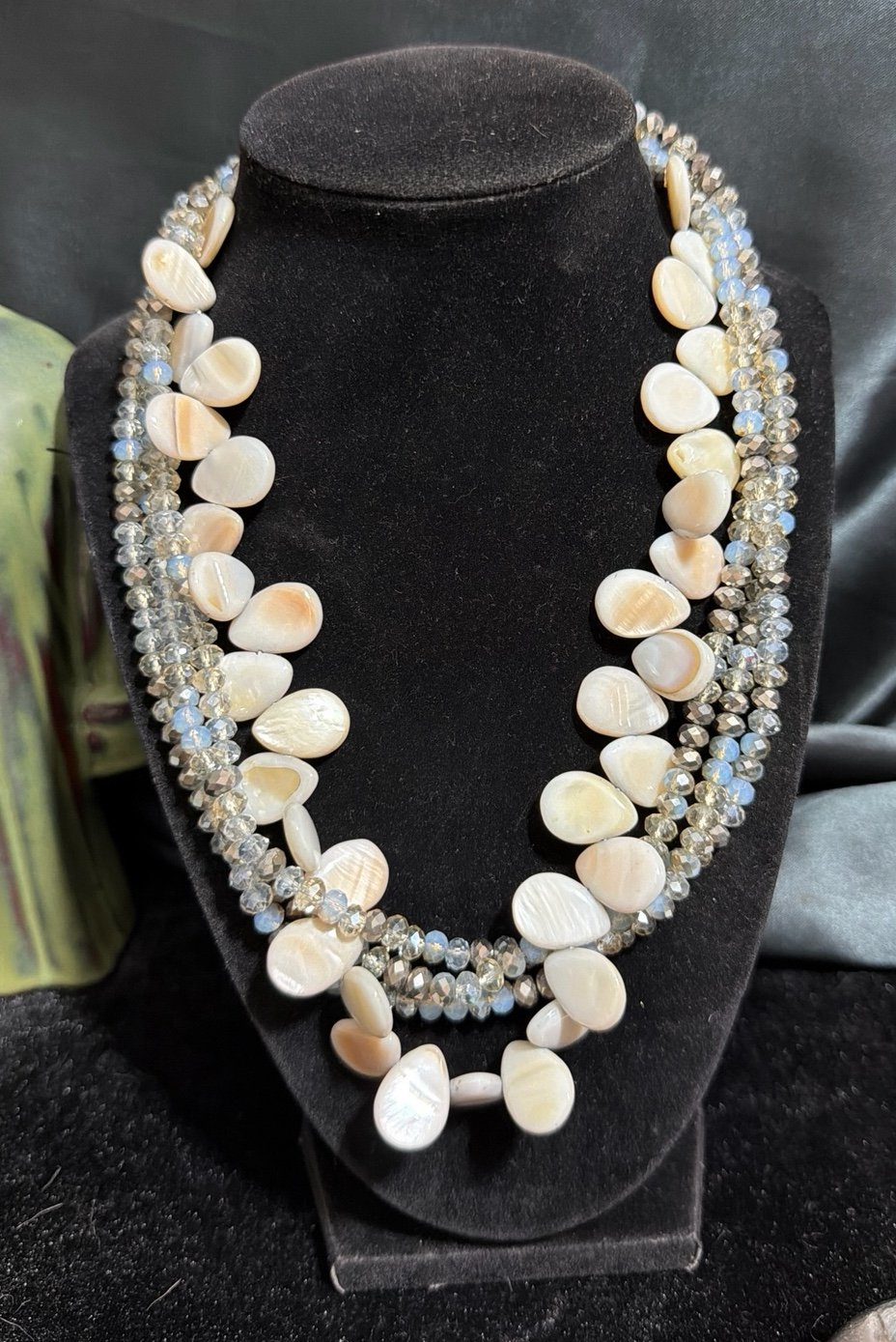 SAACHI MOTHER OF PEARL AND LIGHT BLUE CRYSTAL 14β NECKLACE