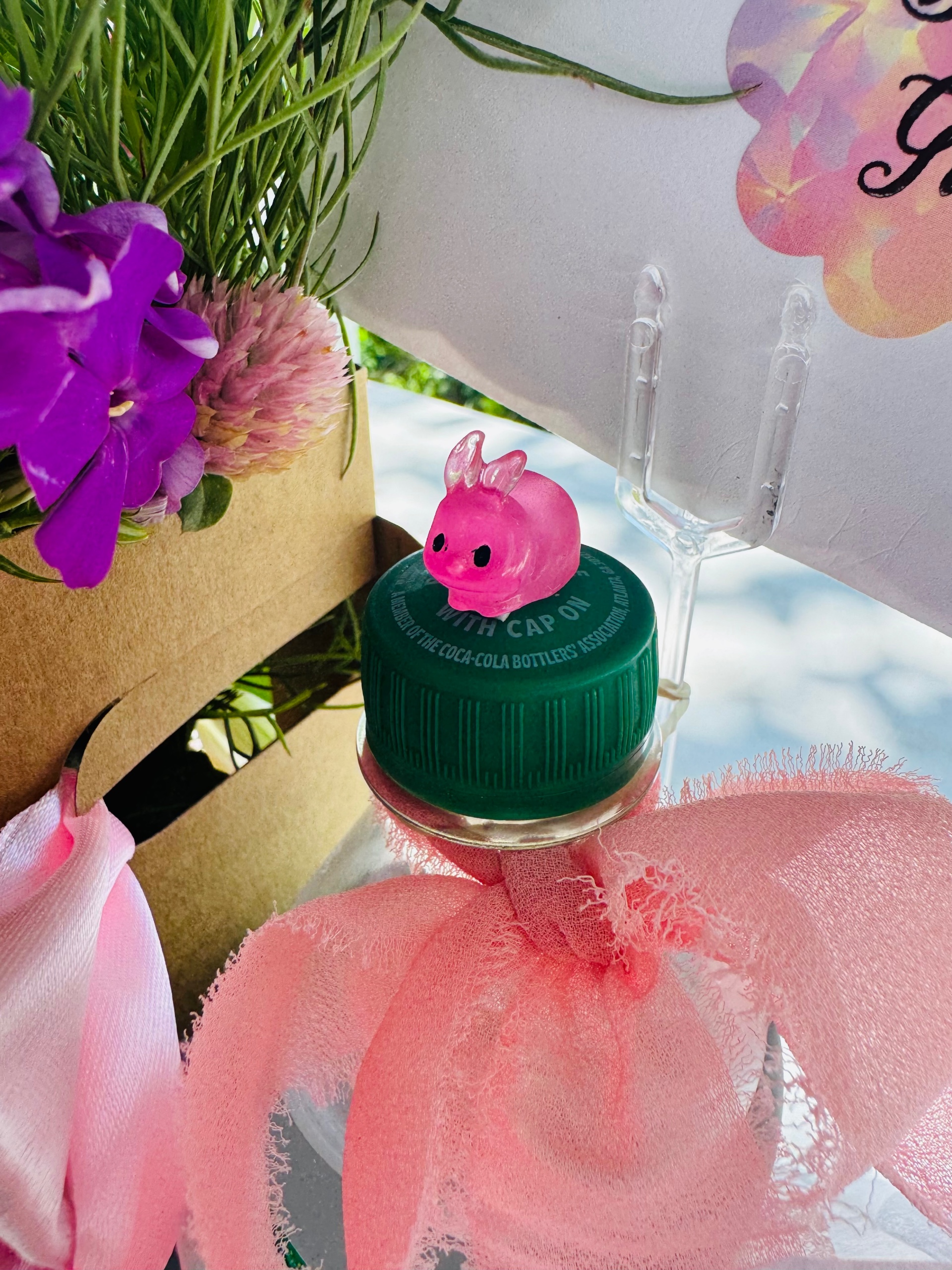 Flower & Drink Gift Carrier thumbnail 4